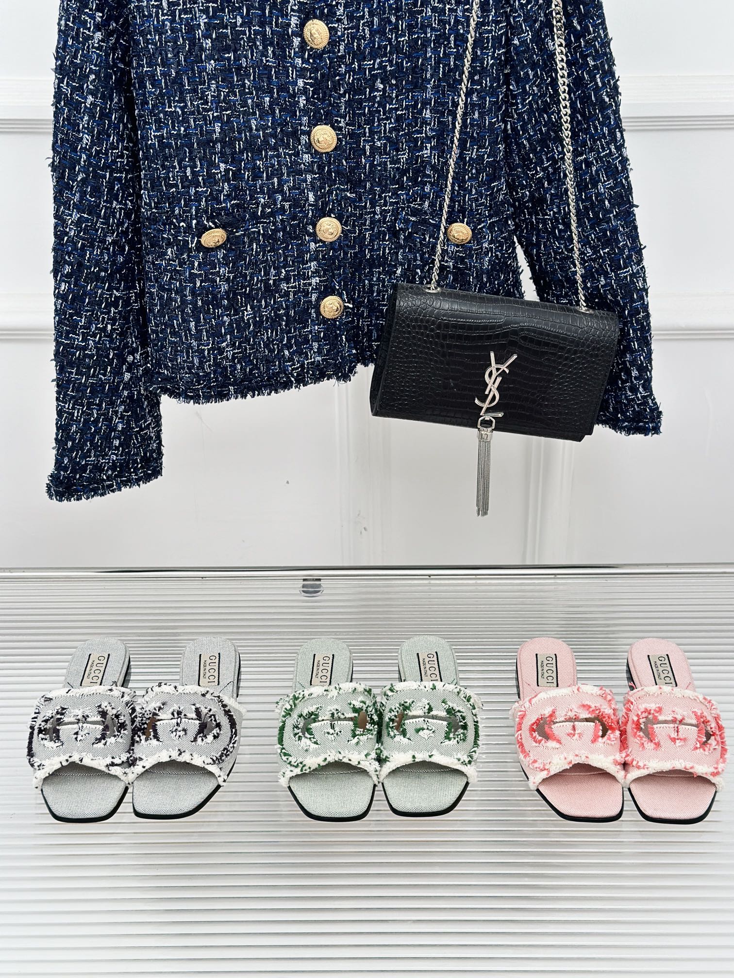 [TOP] GUCCI New Flat Bottomed Slippers - 3 Colors