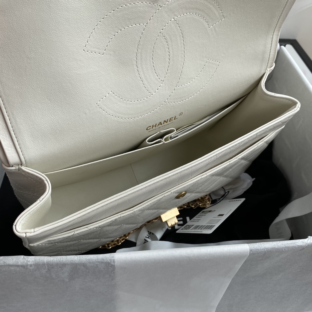 [TOP] CHANEL 2.55 Reissue Flap Bag Large 28cm - White & GHW