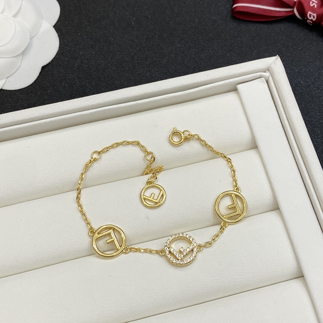 [TOP] FENDI Bracelets - Gold