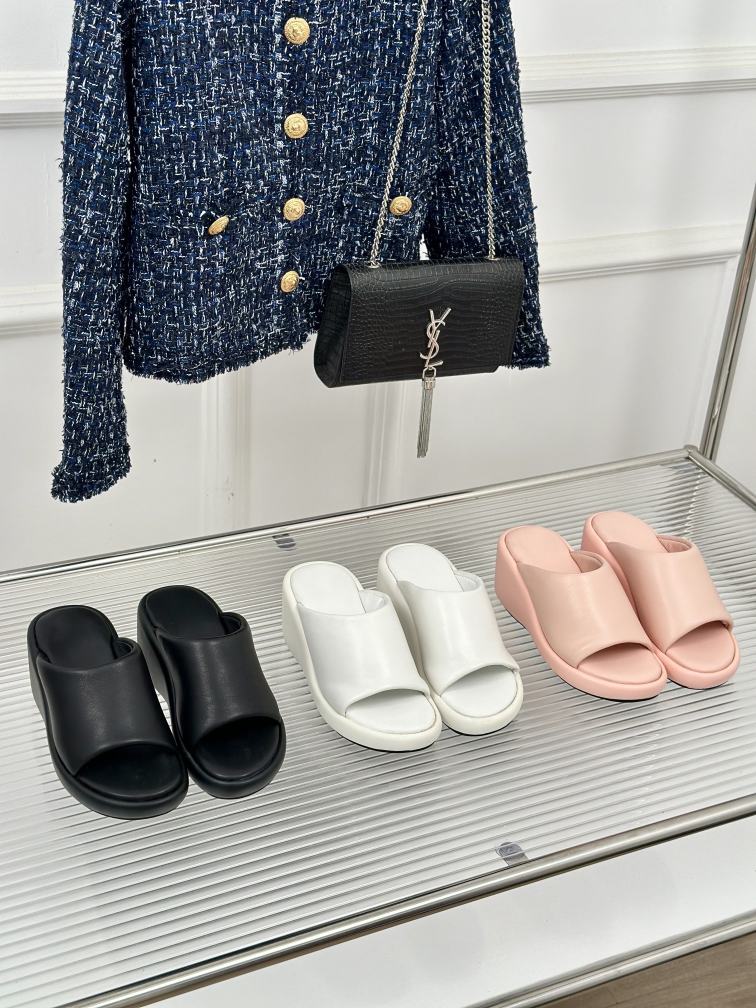 [TOP] BALENCIAGA Thick Soled Slippers - 3 Colors