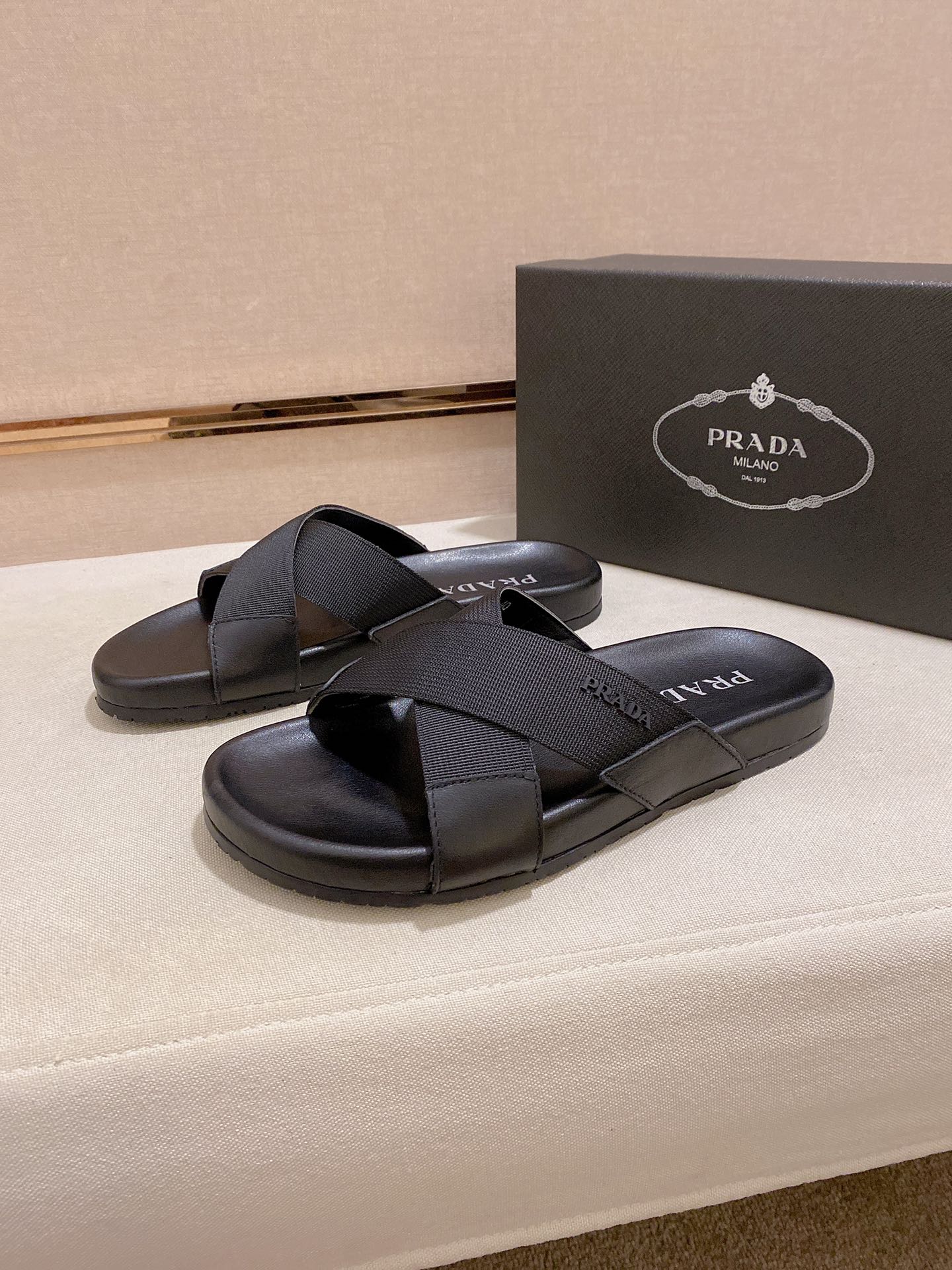 [TOP] PRADA Men's Calfskin Cross Slippers - Black