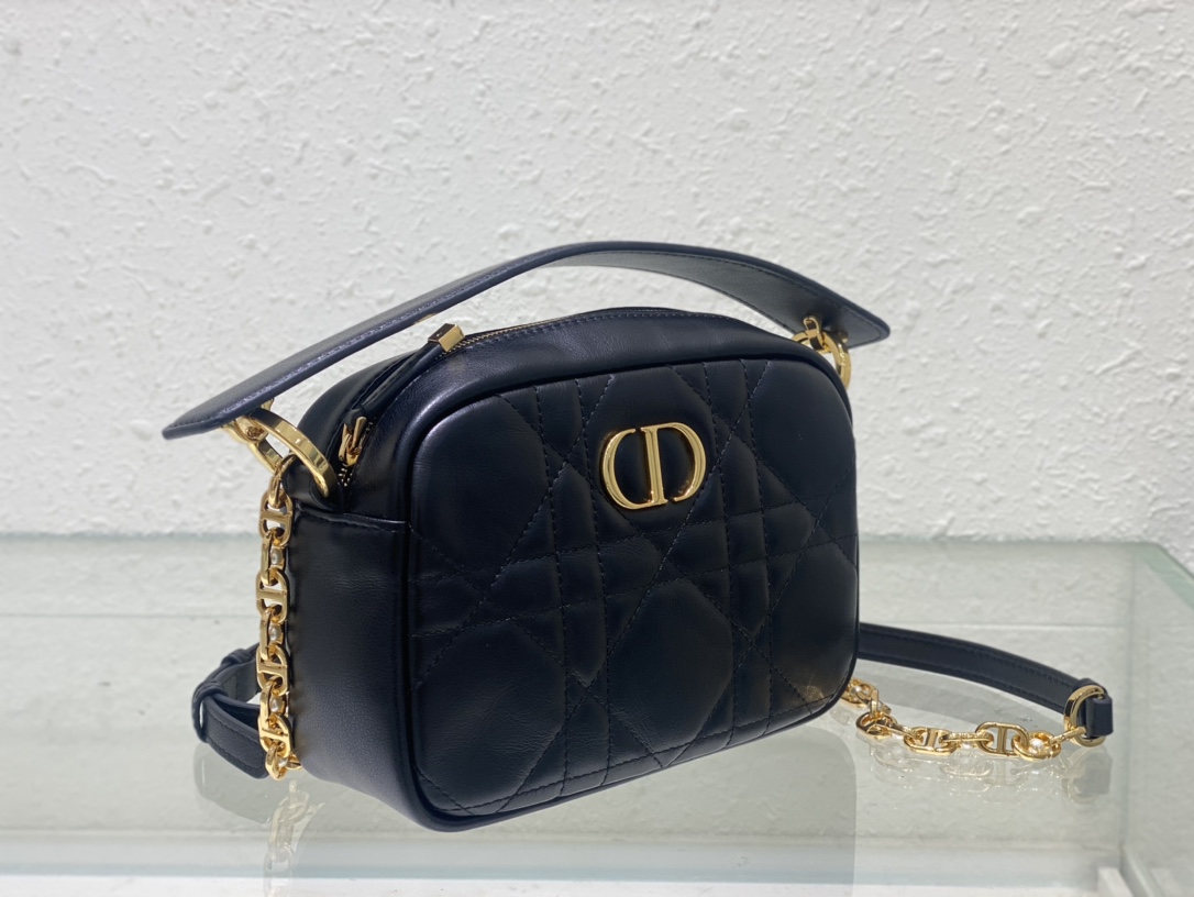 [TOP] Christian Dior Small Dior Caro Top Handle Camera Pack 19x13x4.5CM - Black/White - GHW