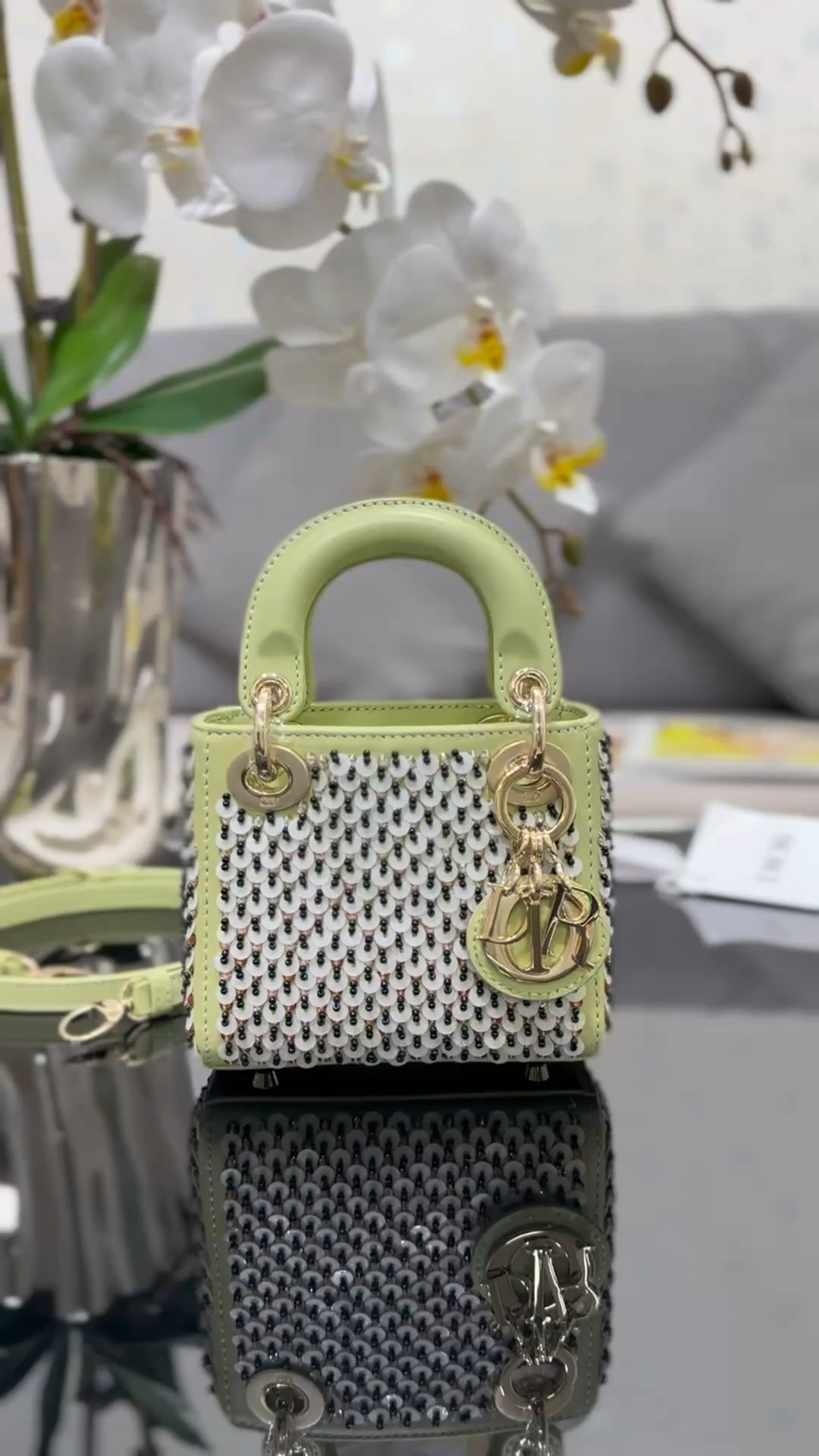 [TOP] Christian Dior Mini Lady Dior Embroidered Beads - Green - GHW