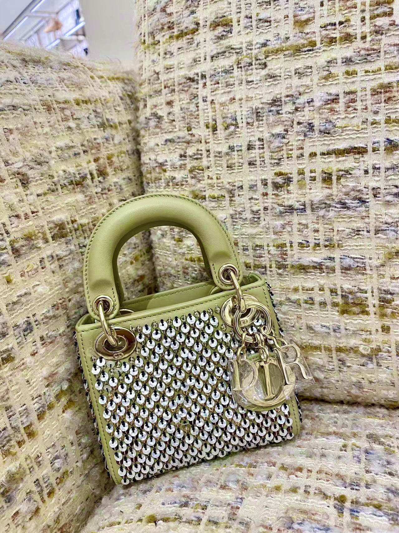 [TOP] Christian Dior Mini Lady Dior Embroidered Beads - Green - GHW