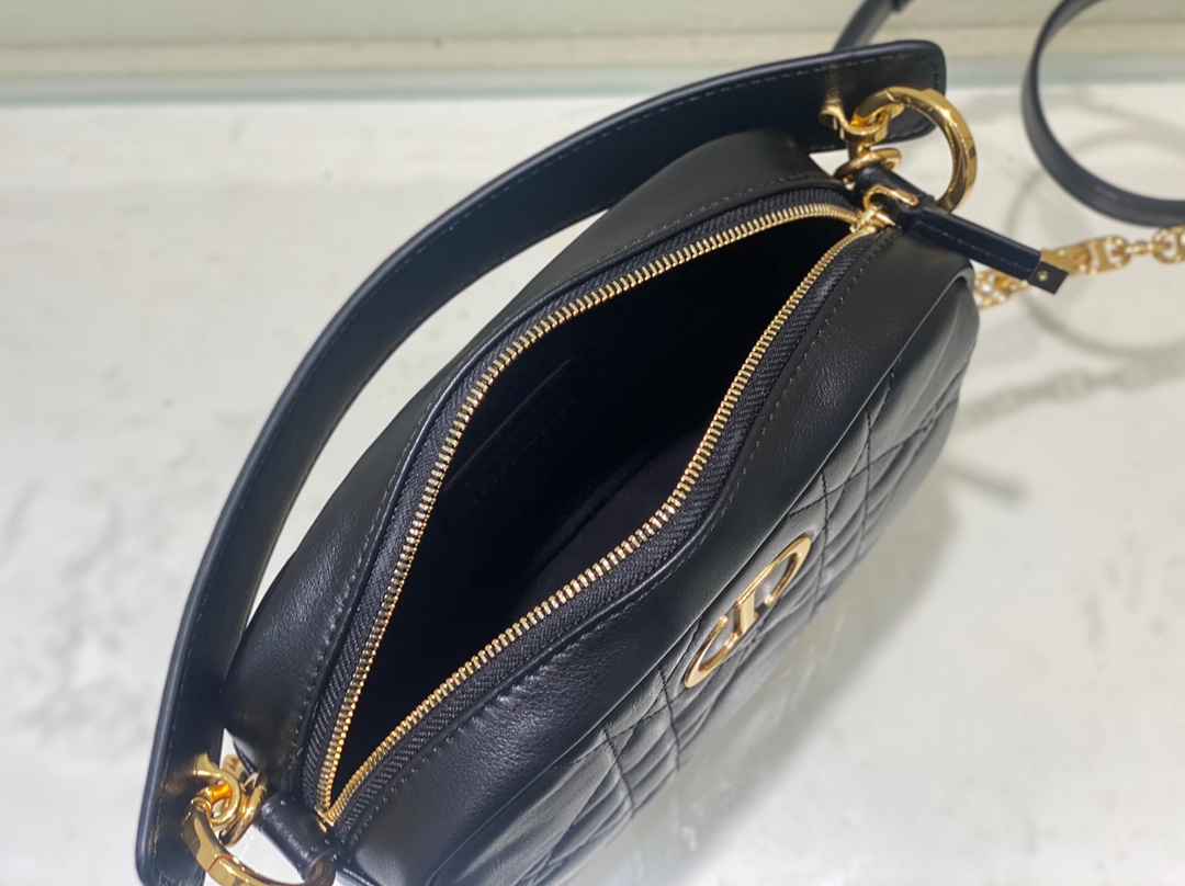 [TOP] Christian Dior Small Dior Caro Top Handle Camera Pack 19x13x4.5CM - Black/White - GHW