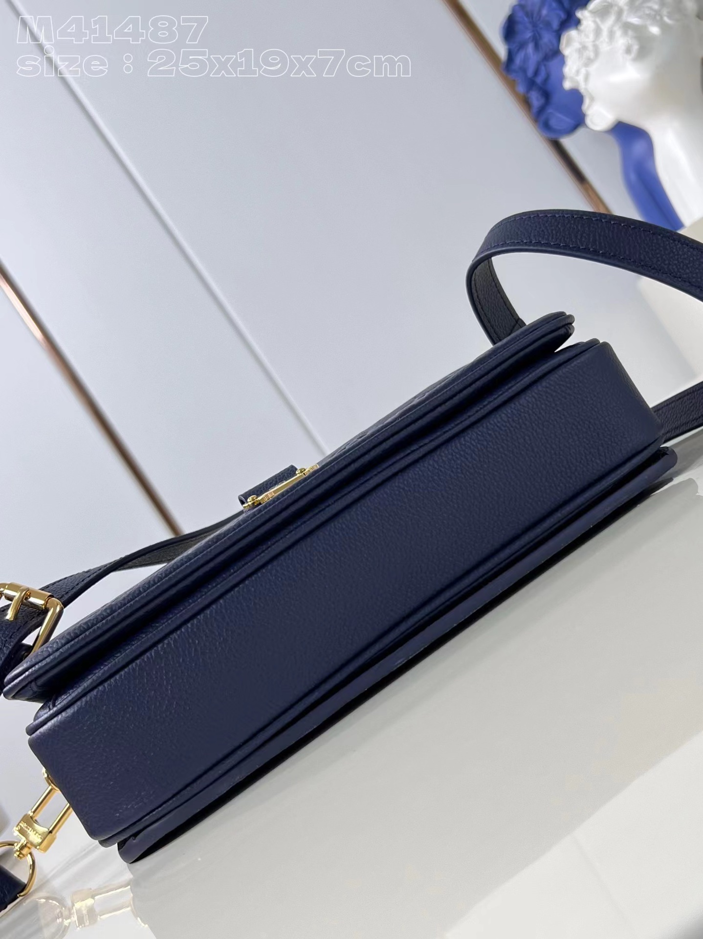 [TOP] Louis Vuitton LV Monogram Leather Pochette Metis Bags 25x19x7cm- Black