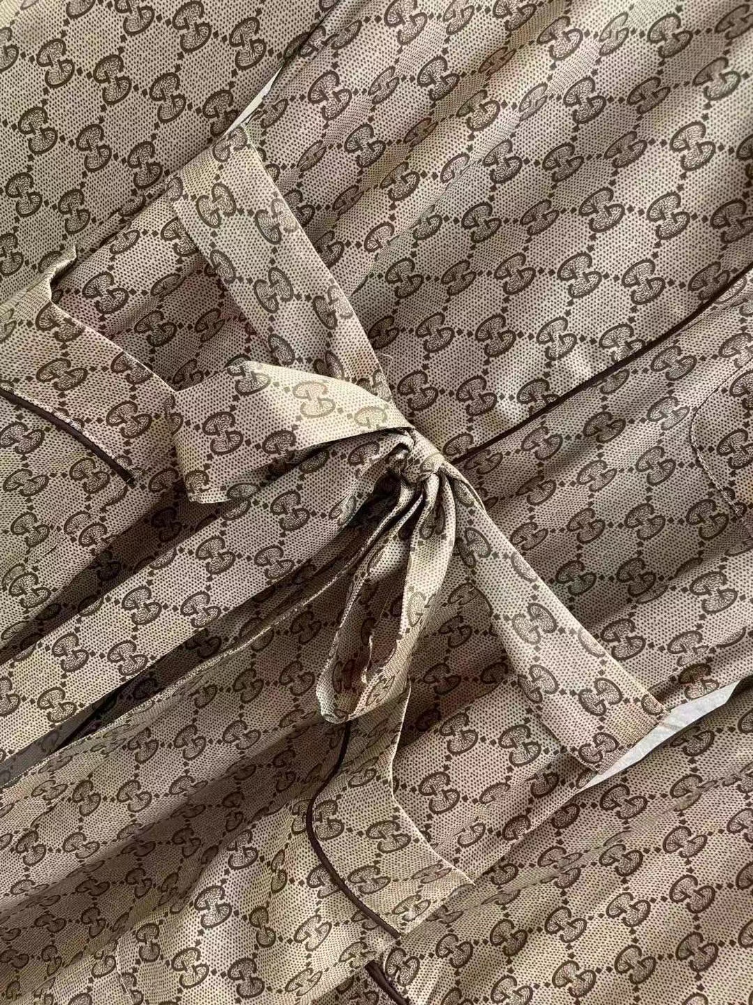 [TOP] GUCCI Presbyopia Home Nightgown