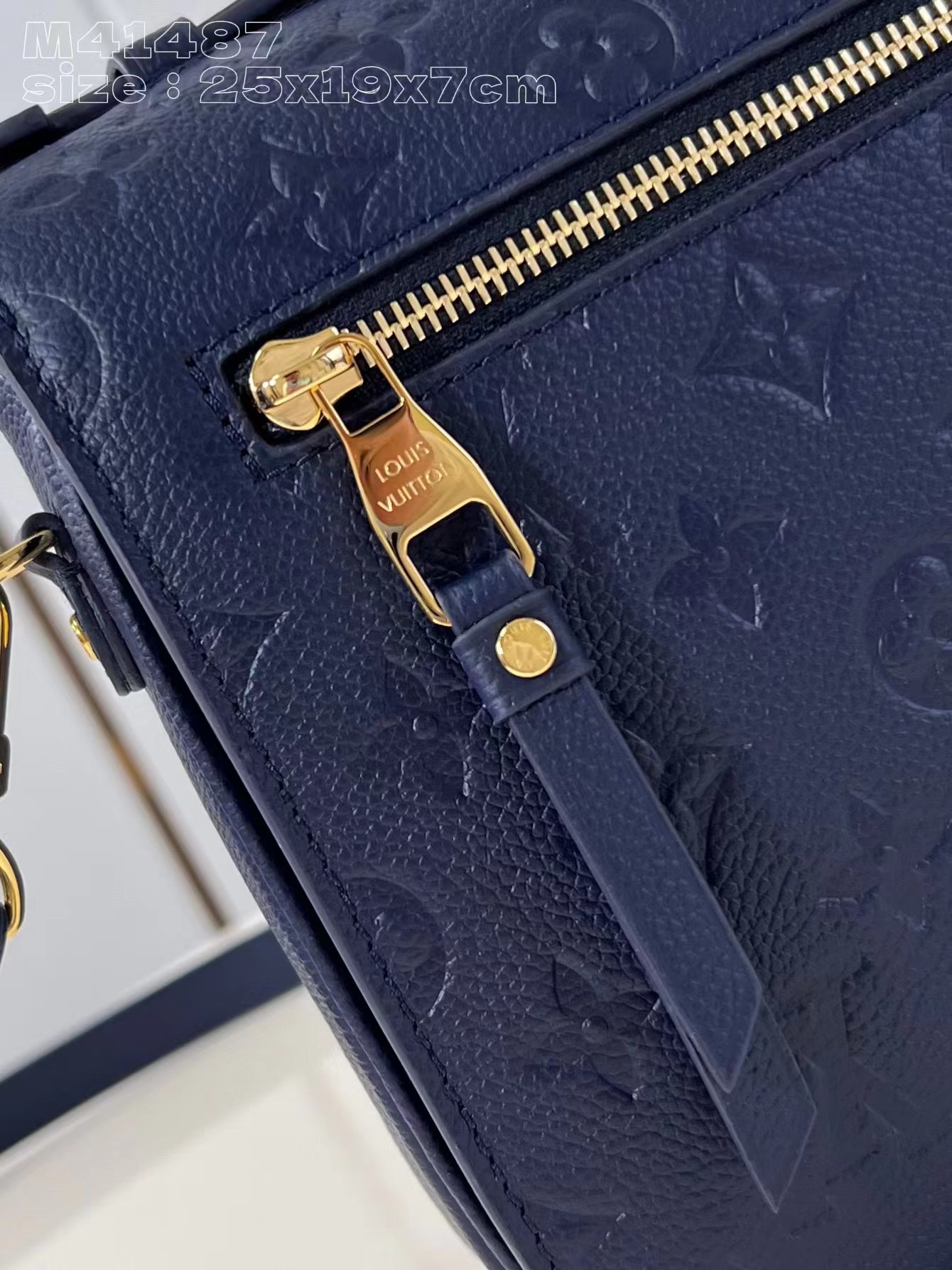 [TOP] Louis Vuitton LV Monogram Leather Pochette Metis Bags 25x19x7cm- Black