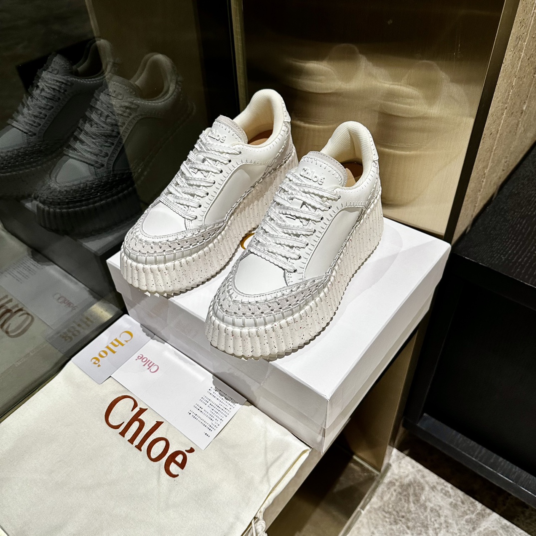 [TOP] Chloe Handmade Sewn Casual Shoes - White