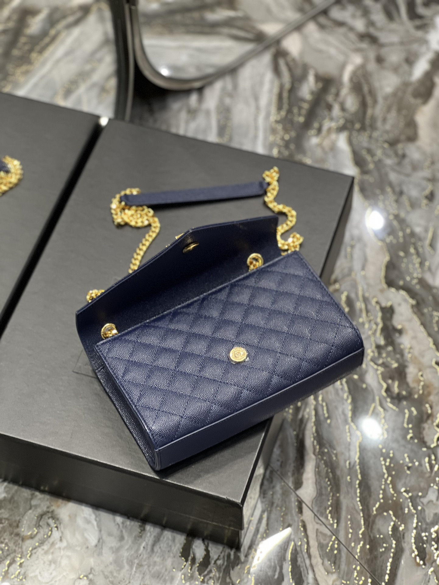 [TOP] Yves Saint Laurent YSL Medium Caviar Pattern Envelope Bags 21/24cm - Dark Blue&GHW