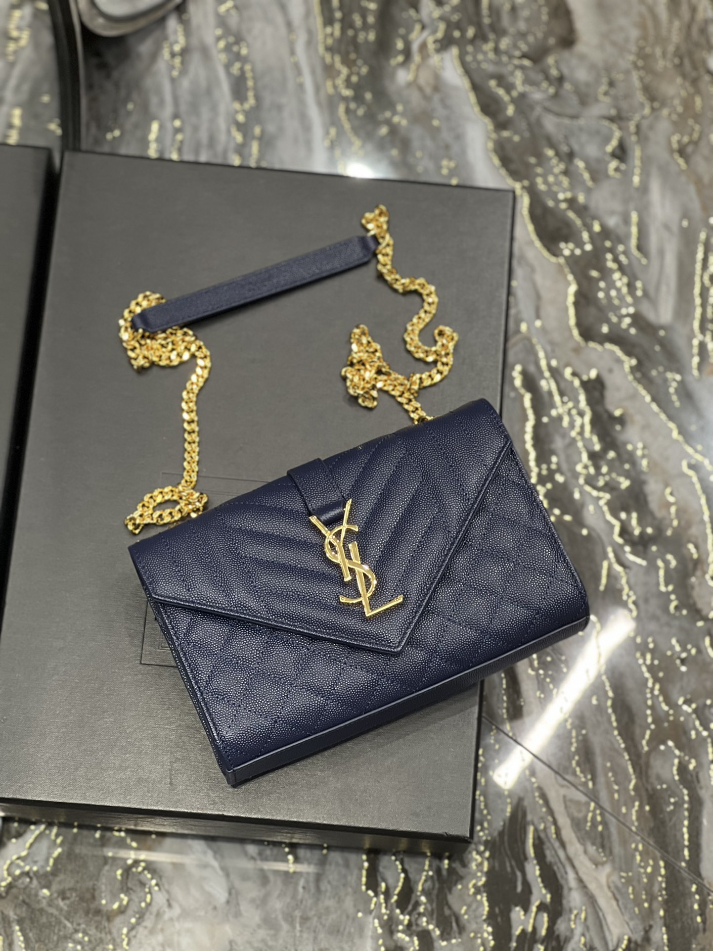 [TOP] Yves Saint Laurent YSL Medium Caviar Pattern Envelope Bags 21/24cm - Dark Blue&GHW