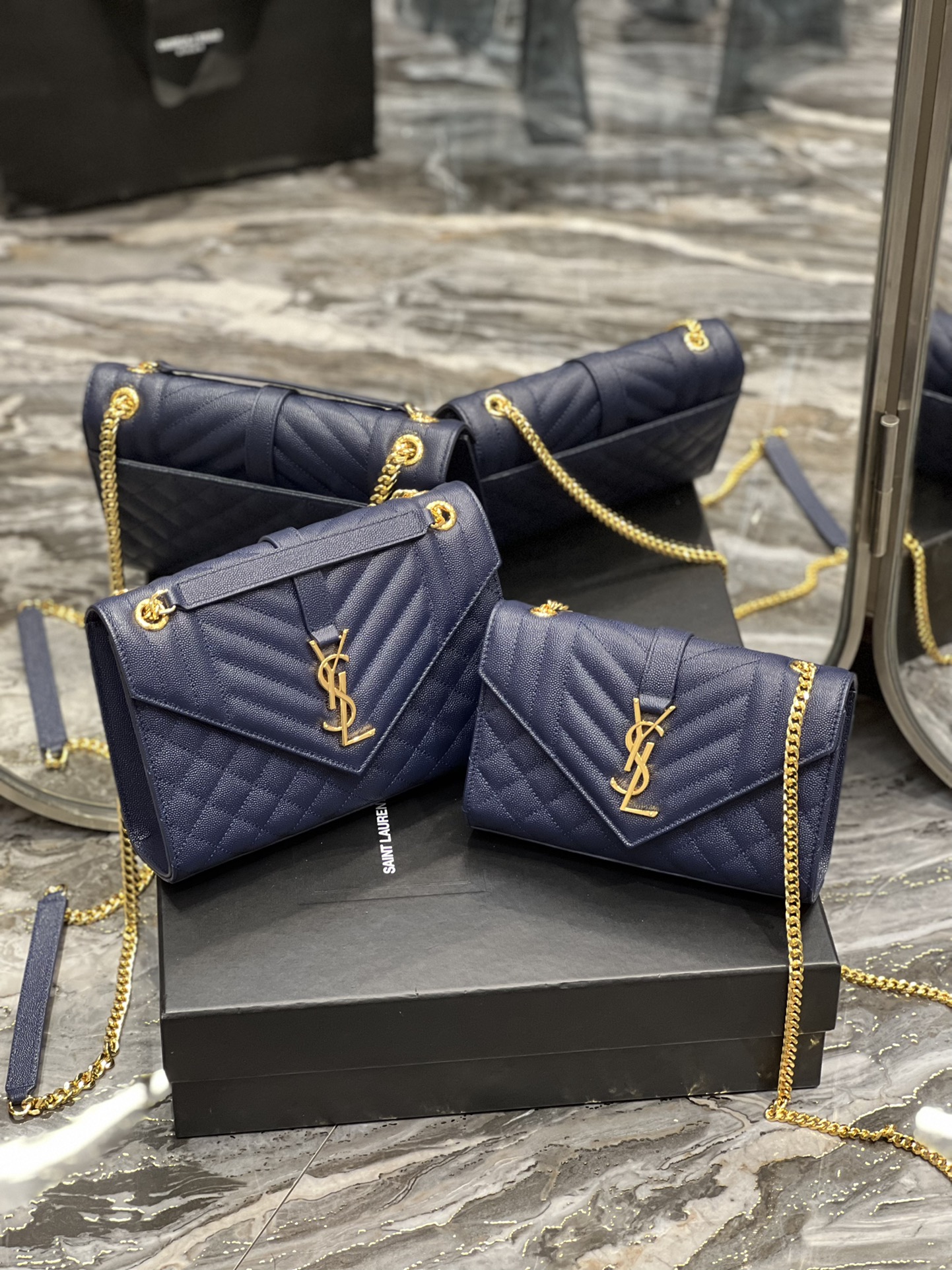 [TOP] Yves Saint Laurent YSL Medium Caviar Pattern Envelope Bags 21/24cm - Dark Blue&GHW
