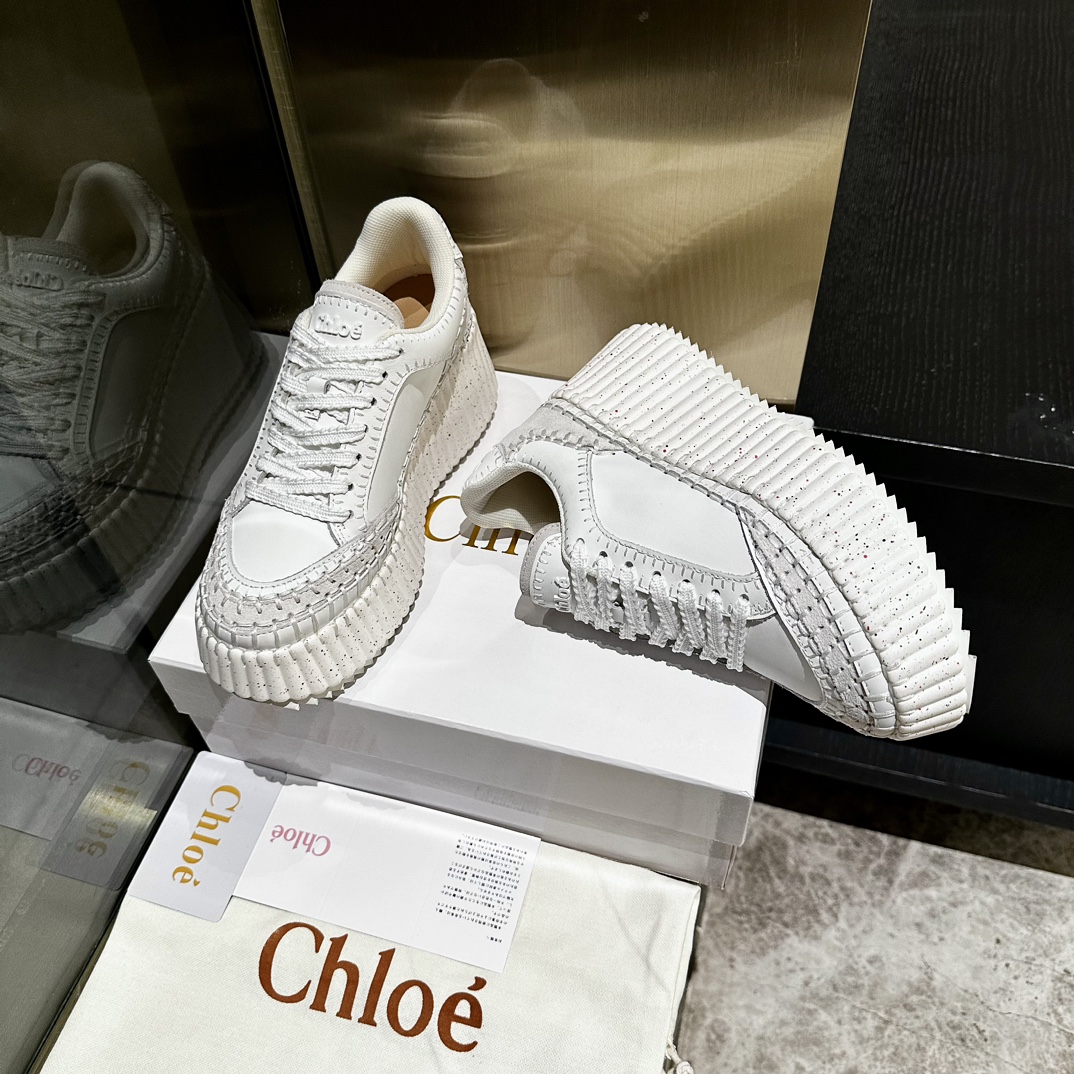 [TOP] Chloe Handmade Sewn Casual Shoes - White
