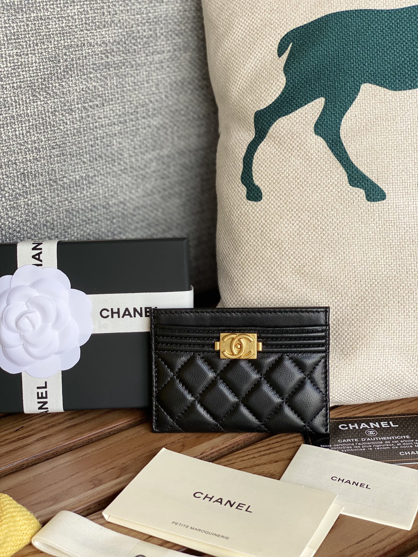[TOP] CHANEL Leboy Cardholder - GHW & SHW - 6 Color