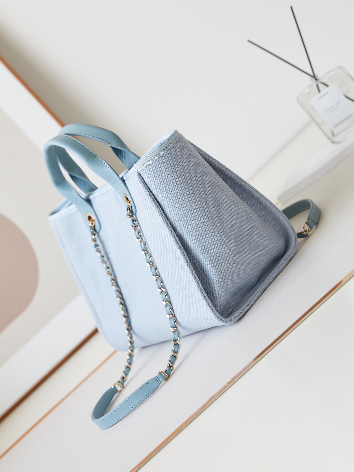 [TOP] CHANEL Deauville Tote Shopping Bag 33cm - Glacier Blue