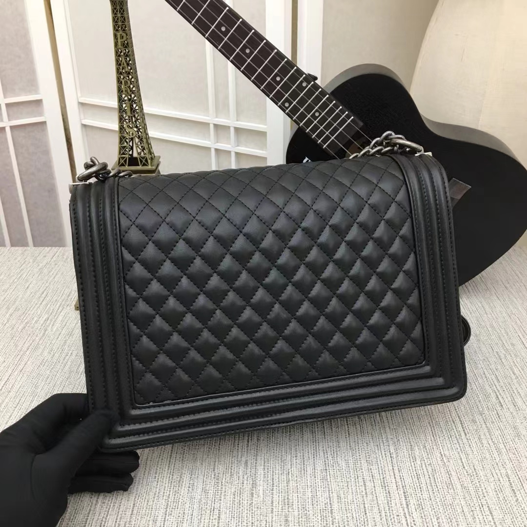 [TOP] CHANEL Le Boy Bag L 28cm/XL 30cm - Black & SHW