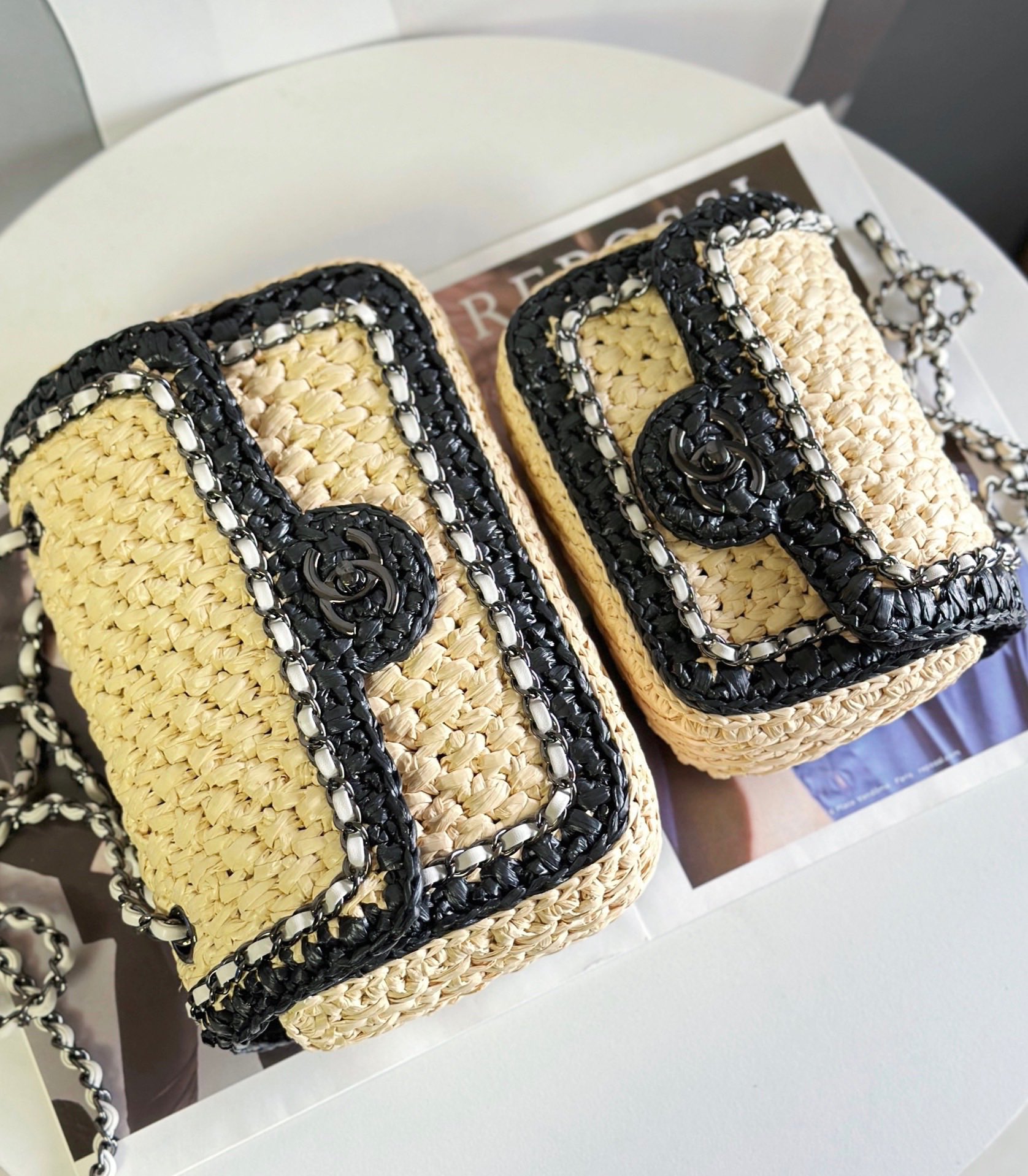[TOP] CHANEL 24c Hand Woven Flab Bags - 18cm/23cm