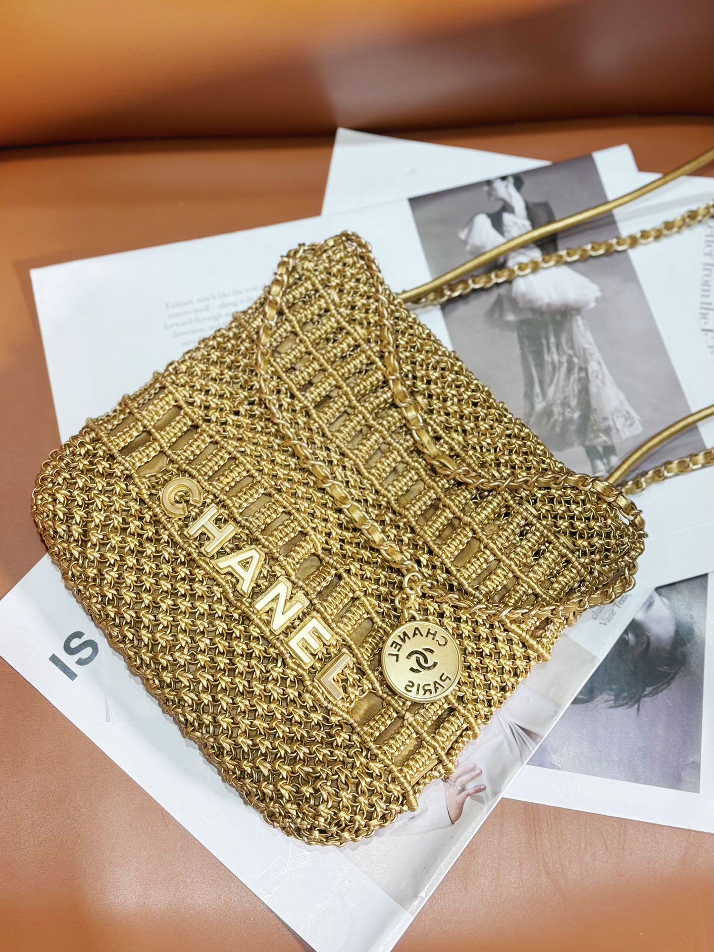 [TOP] CHANEL Mini 22 Bag Woven Calfskin 23x18.5x6cm - Gold&GHW