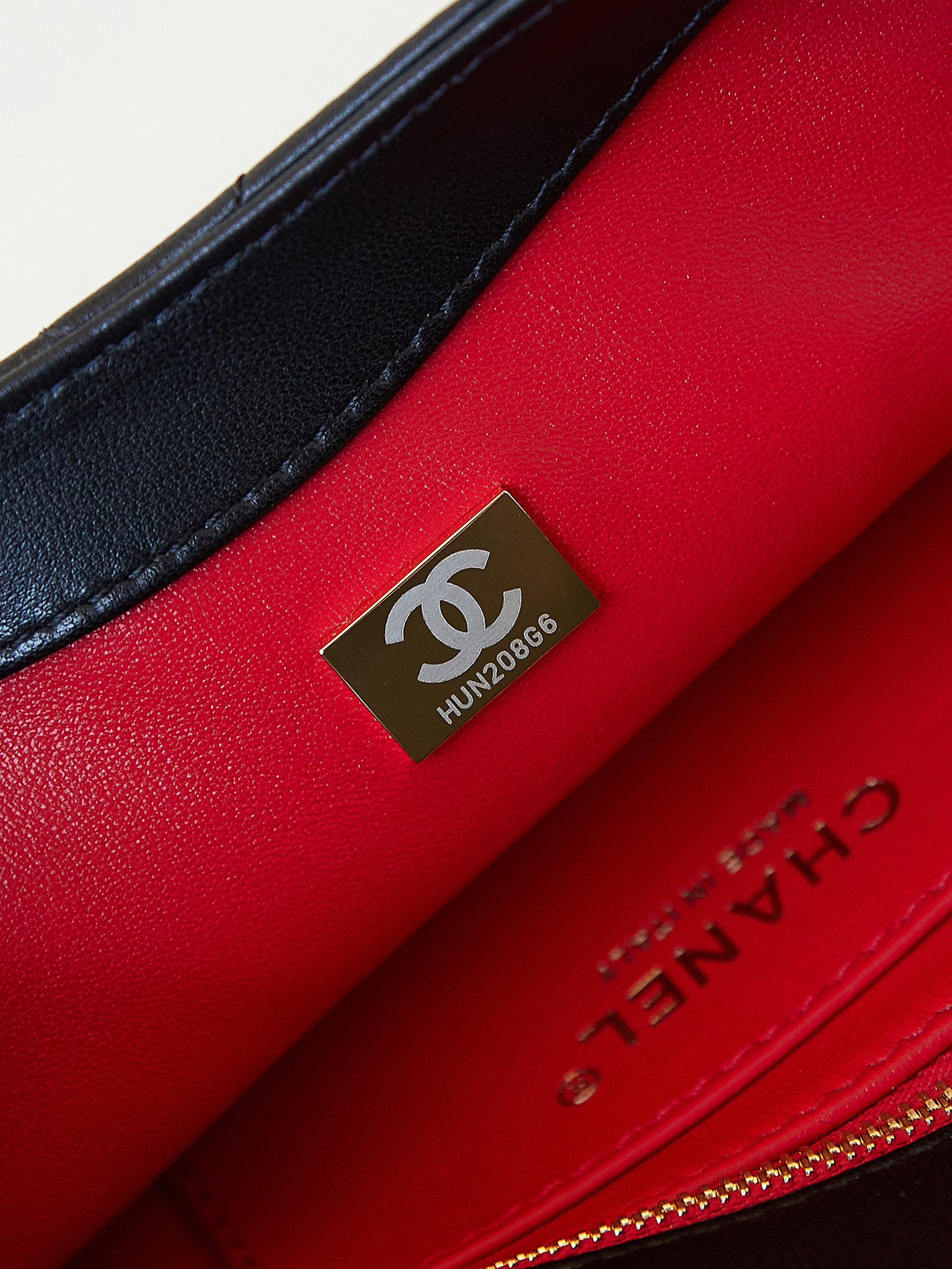 [TOP] CHANEL 23K Pearl Buckle Chain Bag - 17-25-5cm - Black