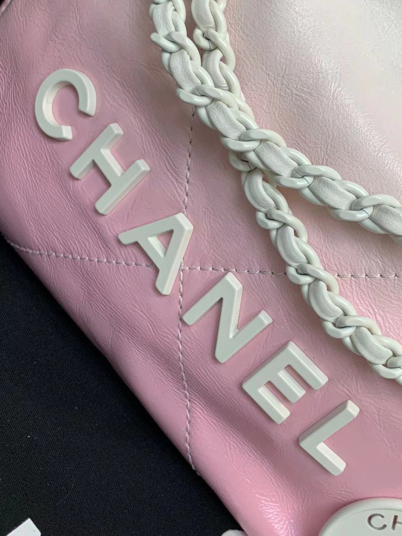 [TOP] CHANEL 24ss Latest Mini 22 Bags 19x20x6cm - Pink Paired With White