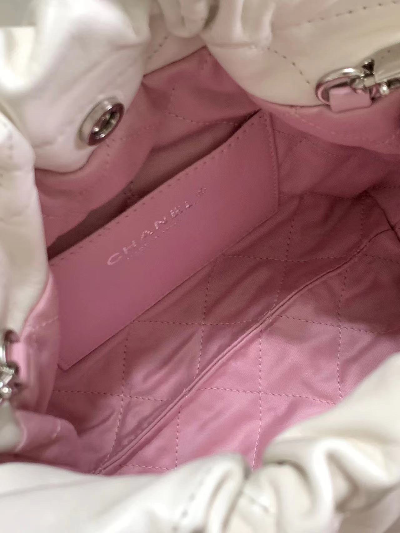 [TOP] CHANEL 24ss Latest Mini 22 Bags 19x20x6cm - Pink Paired With White