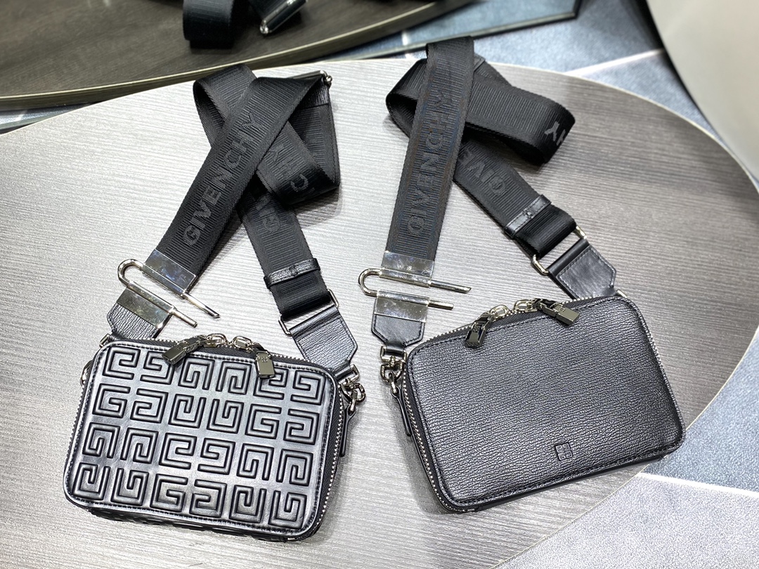 [TOP] GIVENCHY Camera Bag Lambskin 18.5x12x5.5cm - 2 Color