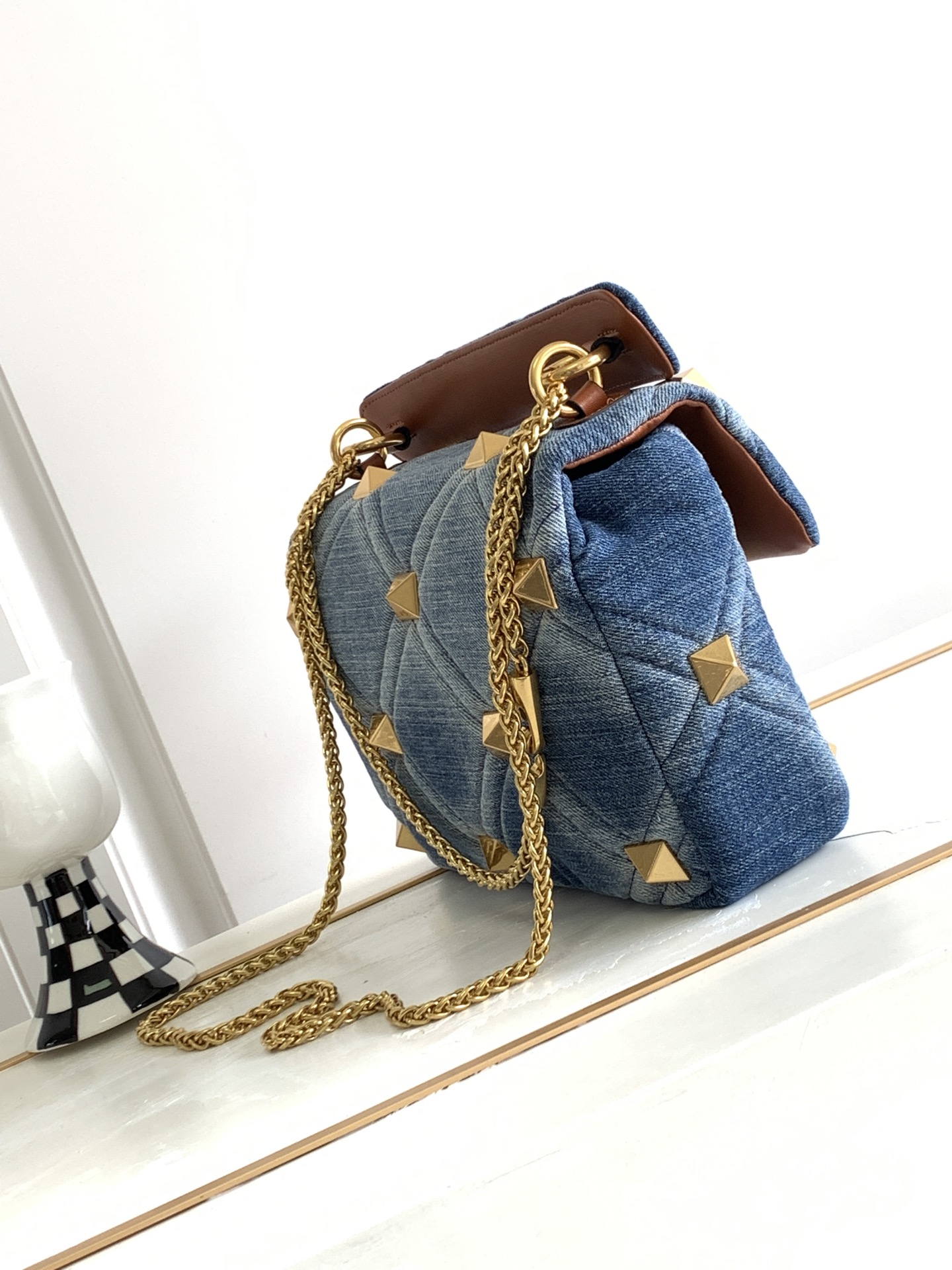 [TOP] VALENTINO Garavani Romanstud Bag 25x16x10cm/30x20x12cm - Denim
