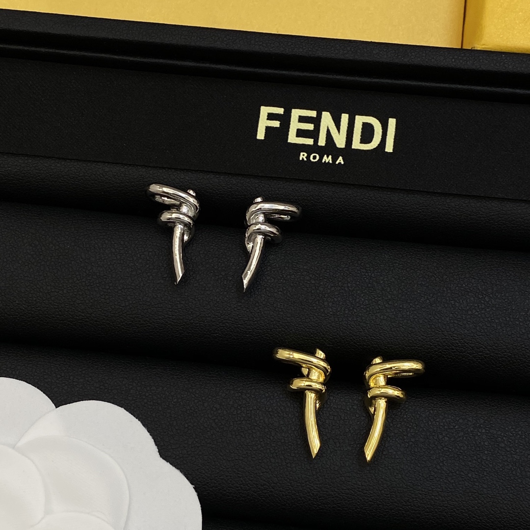 [TOP] FENDI Earrings - 2 Color