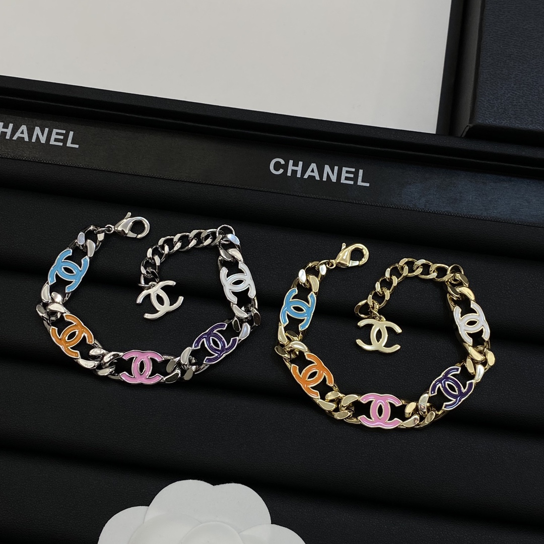 [TOP] CHANEL Colorful CC Bracelet - 2 Color