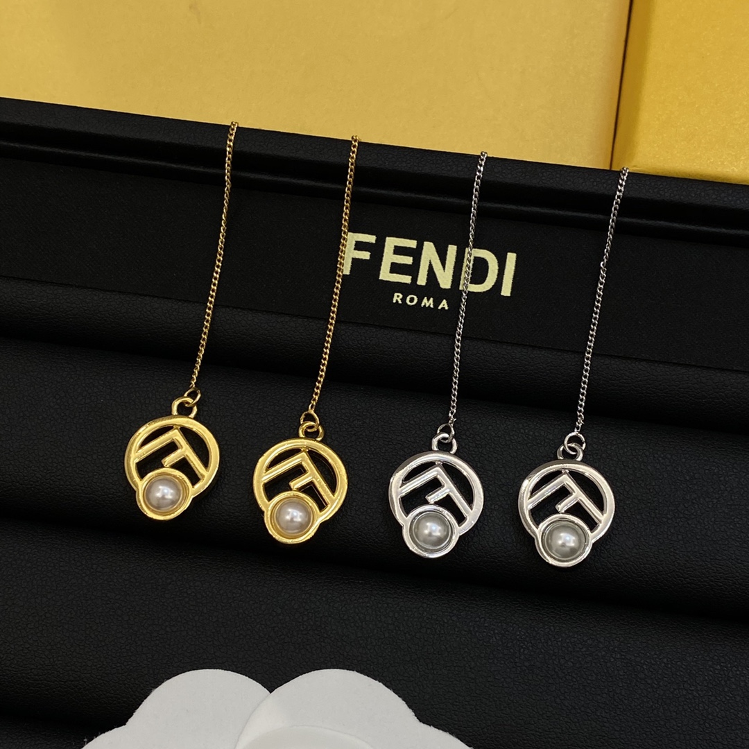 [TOP] FENDI Earrings - 2 Color