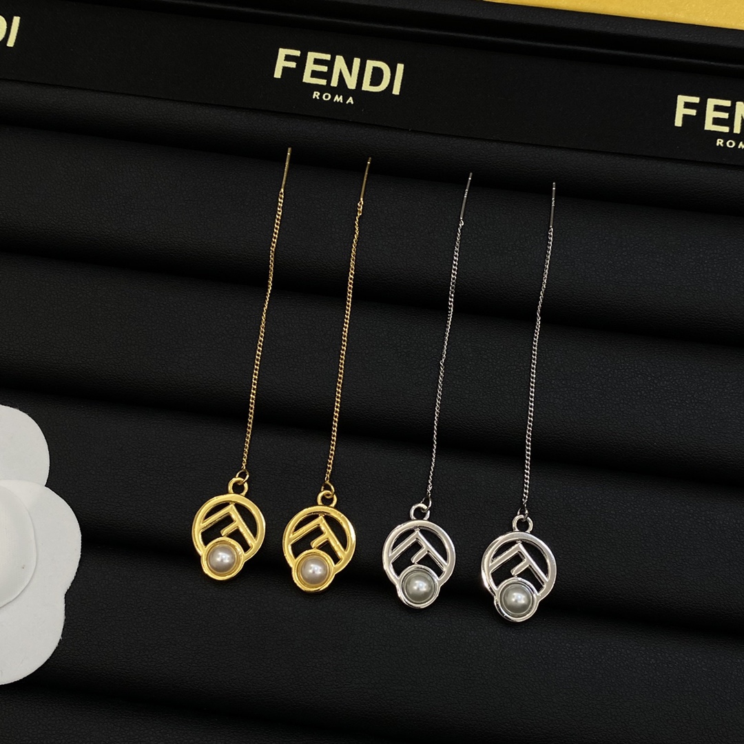 [TOP] FENDI Earrings - 2 Color