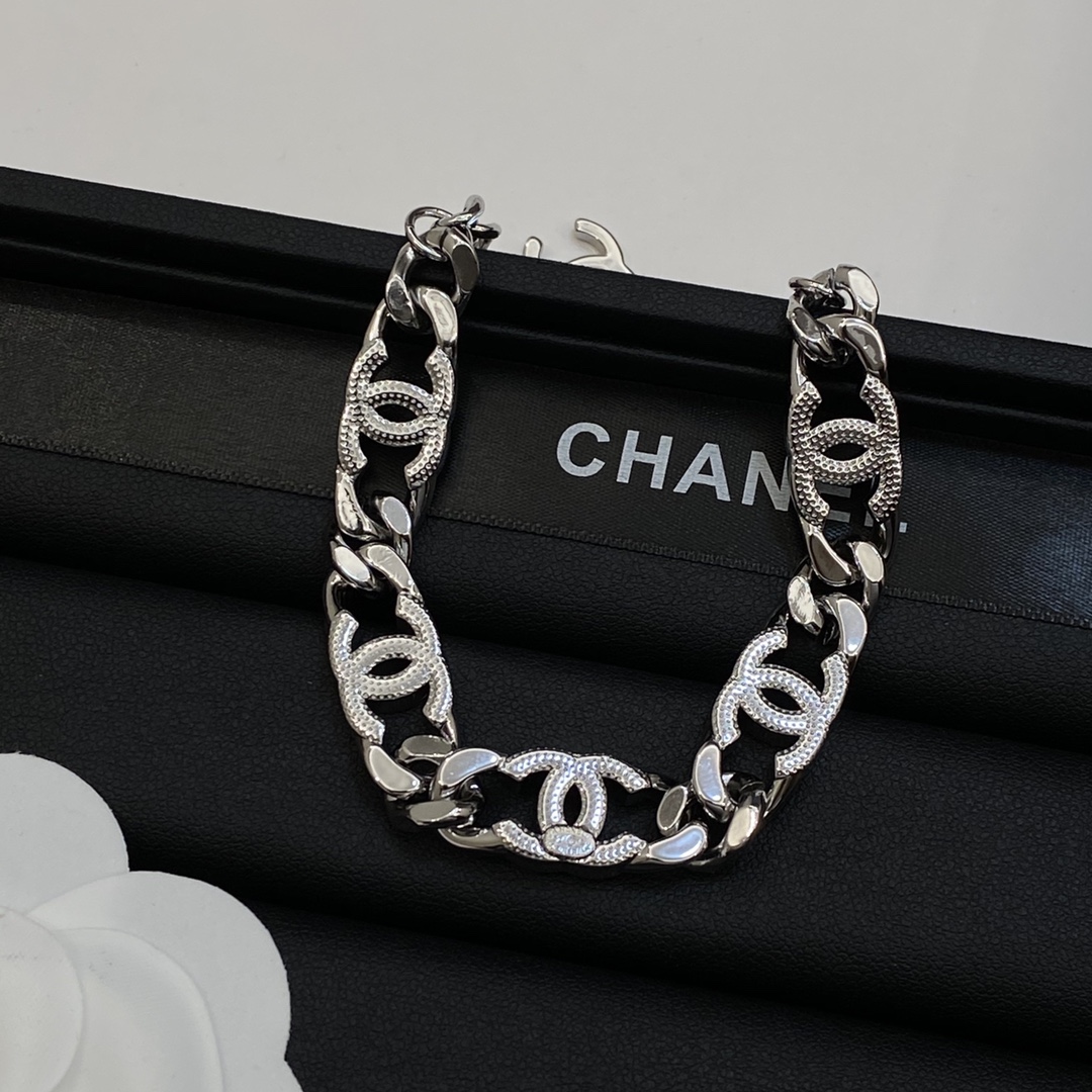 [TOP] CHANEL Colorful CC Bracelet - 2 Color - 711 Luxury
