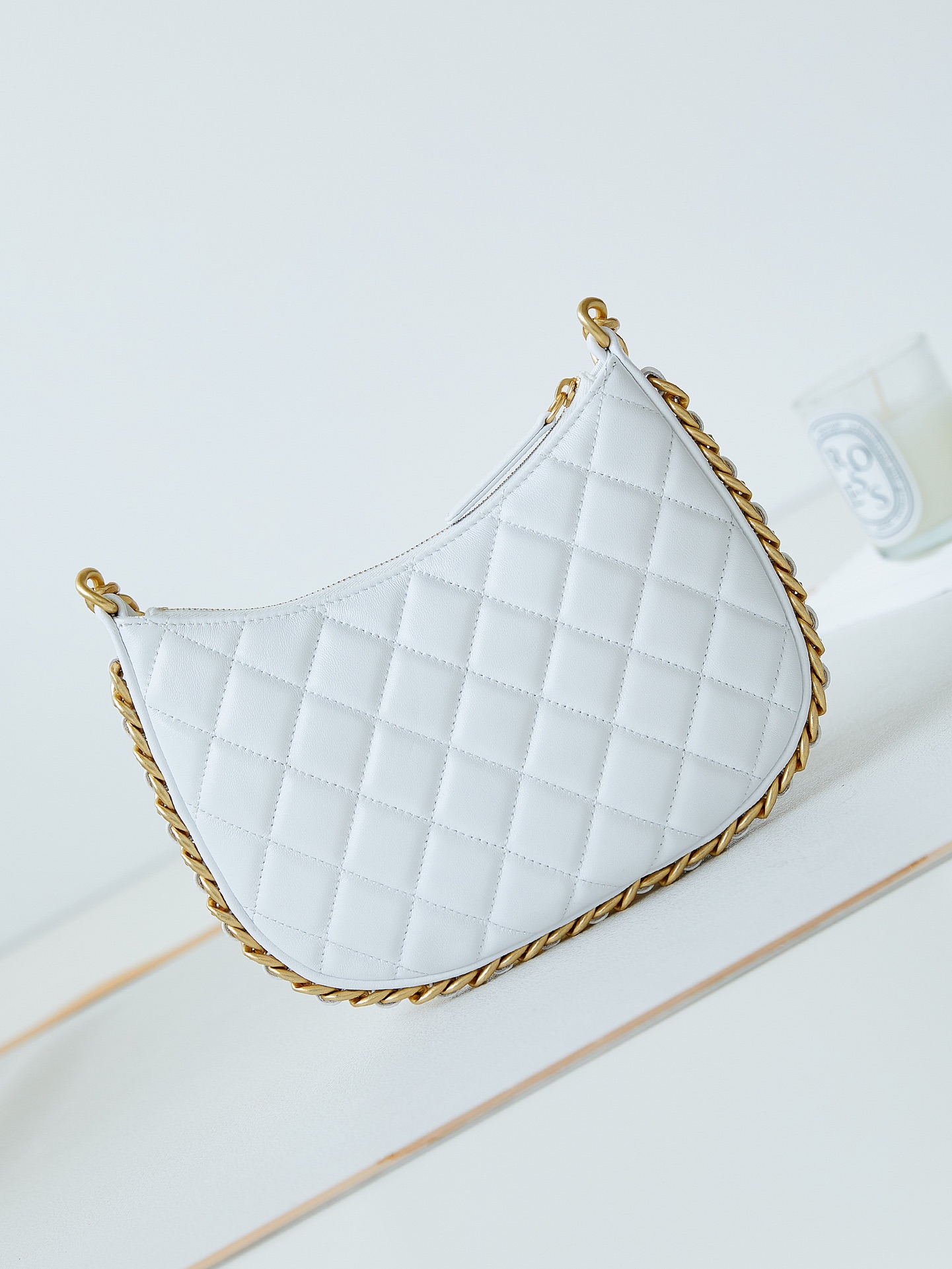 [TOP] CHANEL Chain Hobo Bags - 15×23.5×2cm/18×29×2cm - White&GHW