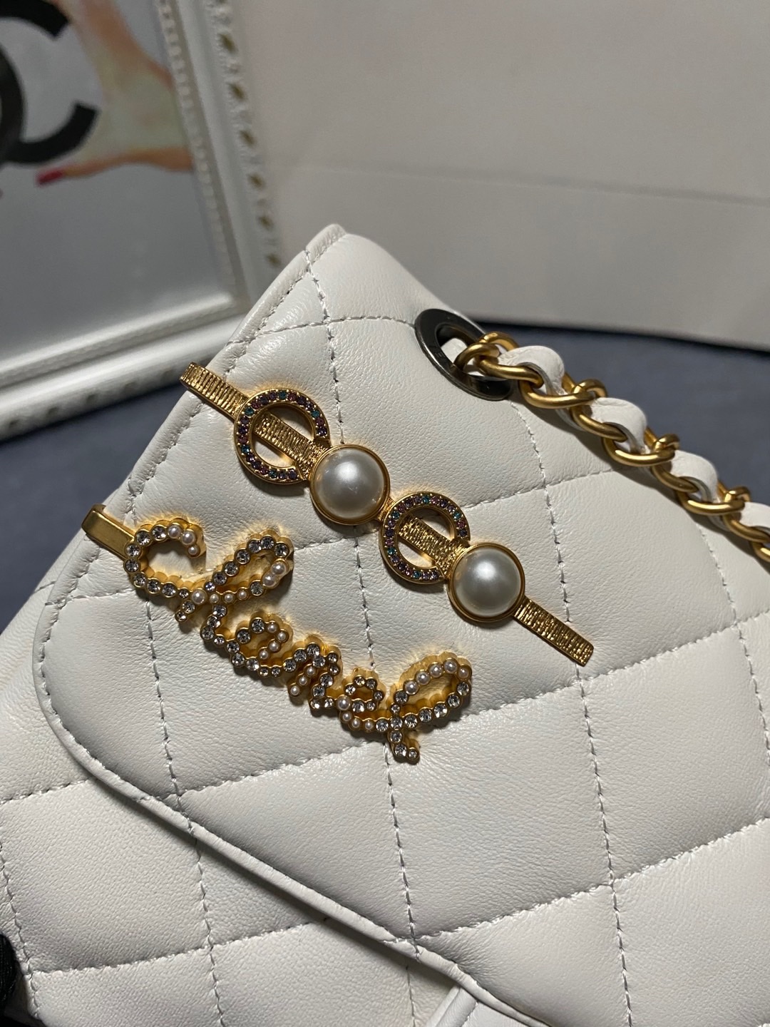 [TOP] CHANEL Badge19 Bags - 19/22cm - White&Black