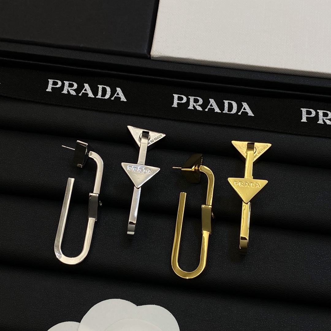 [TOP] PRADA Earrings - 2 Color