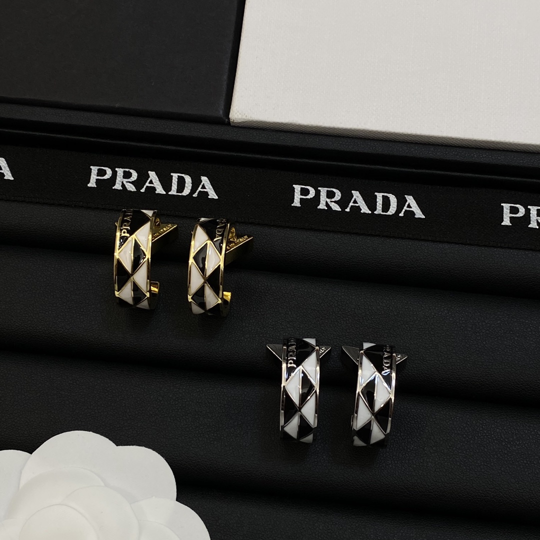 [TOP] PRADA Earrings - 2 Color
