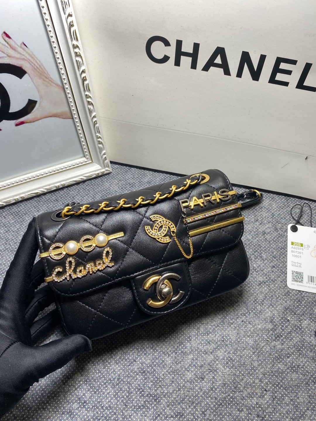 [TOP] CHANEL Badge19 Bags - 19/22cm - White&Black