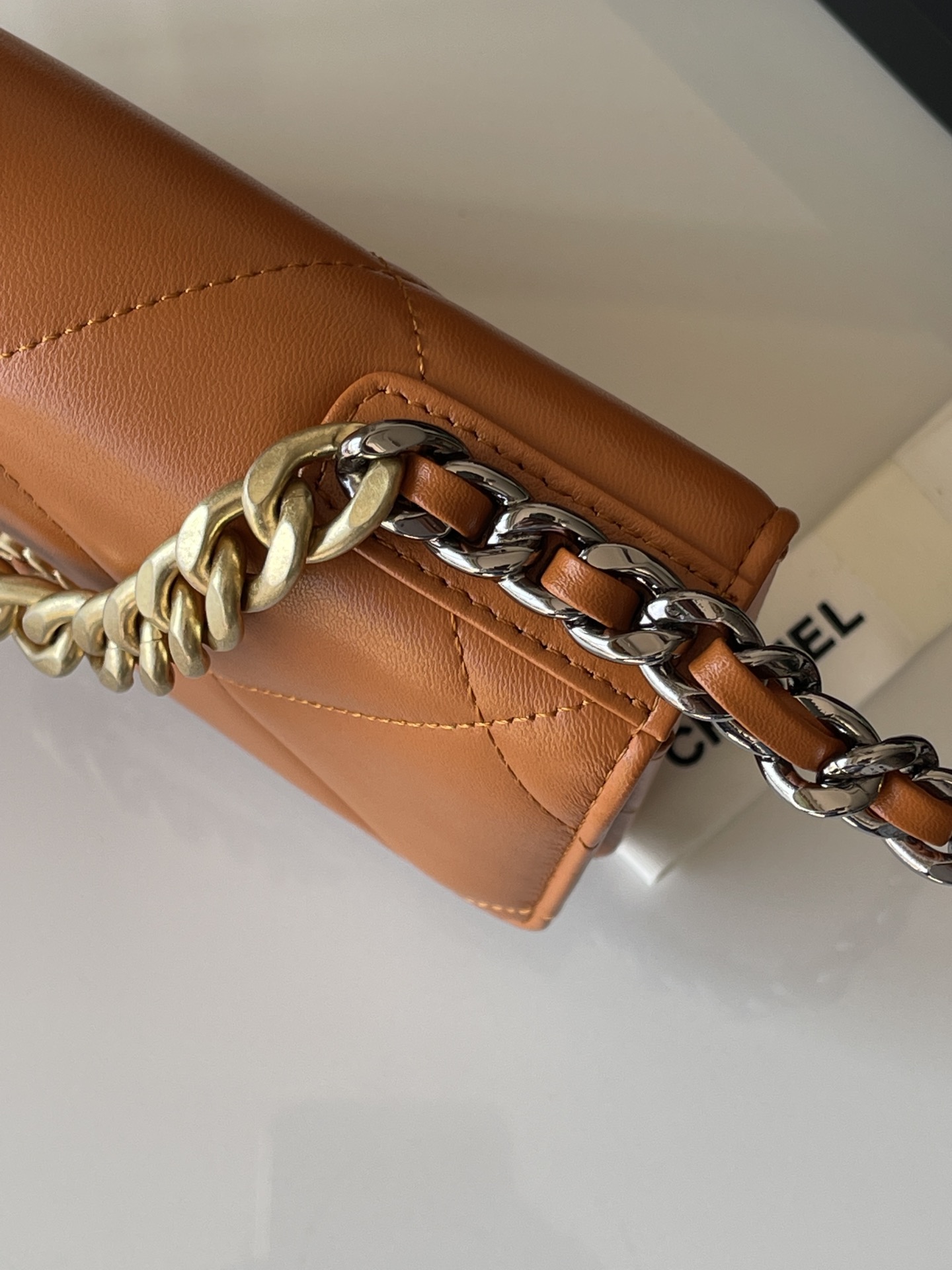 [TOP] CHANEL Lambskin 19 WOC Bags/19 Bags 19cm - Orange&GHW