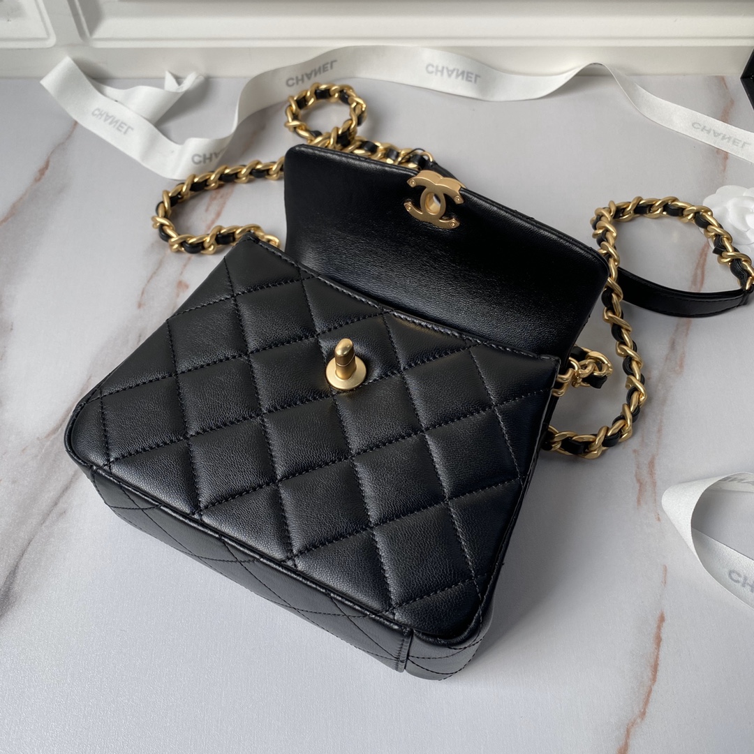 [TOP] CHANEL 24S Lambskin Handbag 18cm - Black&GHW