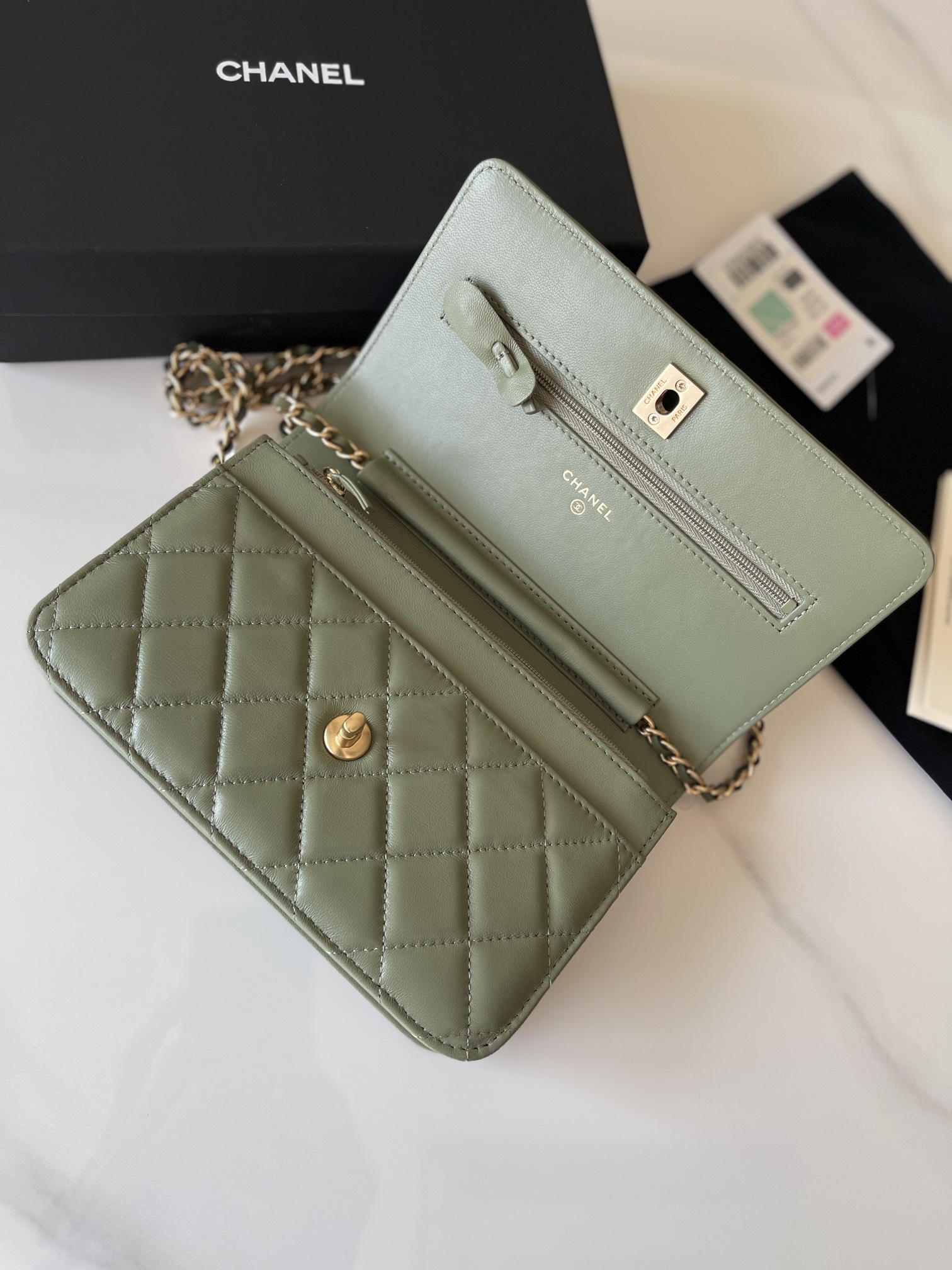 [TOP] CHANEL Lambskin 19 WOC Bags/19 Bags 19cm - Military Green&GHW