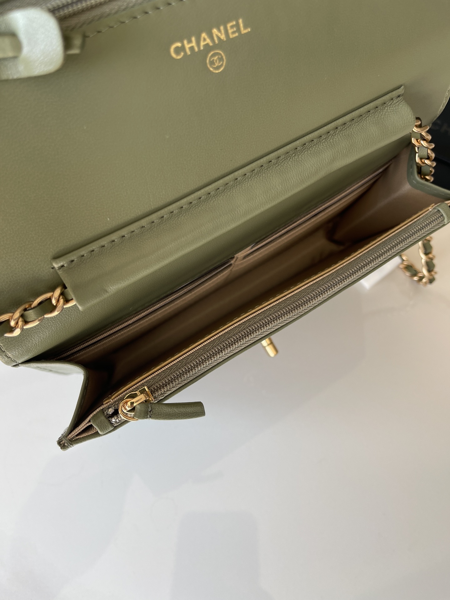 [TOP] CHANEL Lambskin 19 WOC Bags/19 Bags 19cm - Military Green&GHW