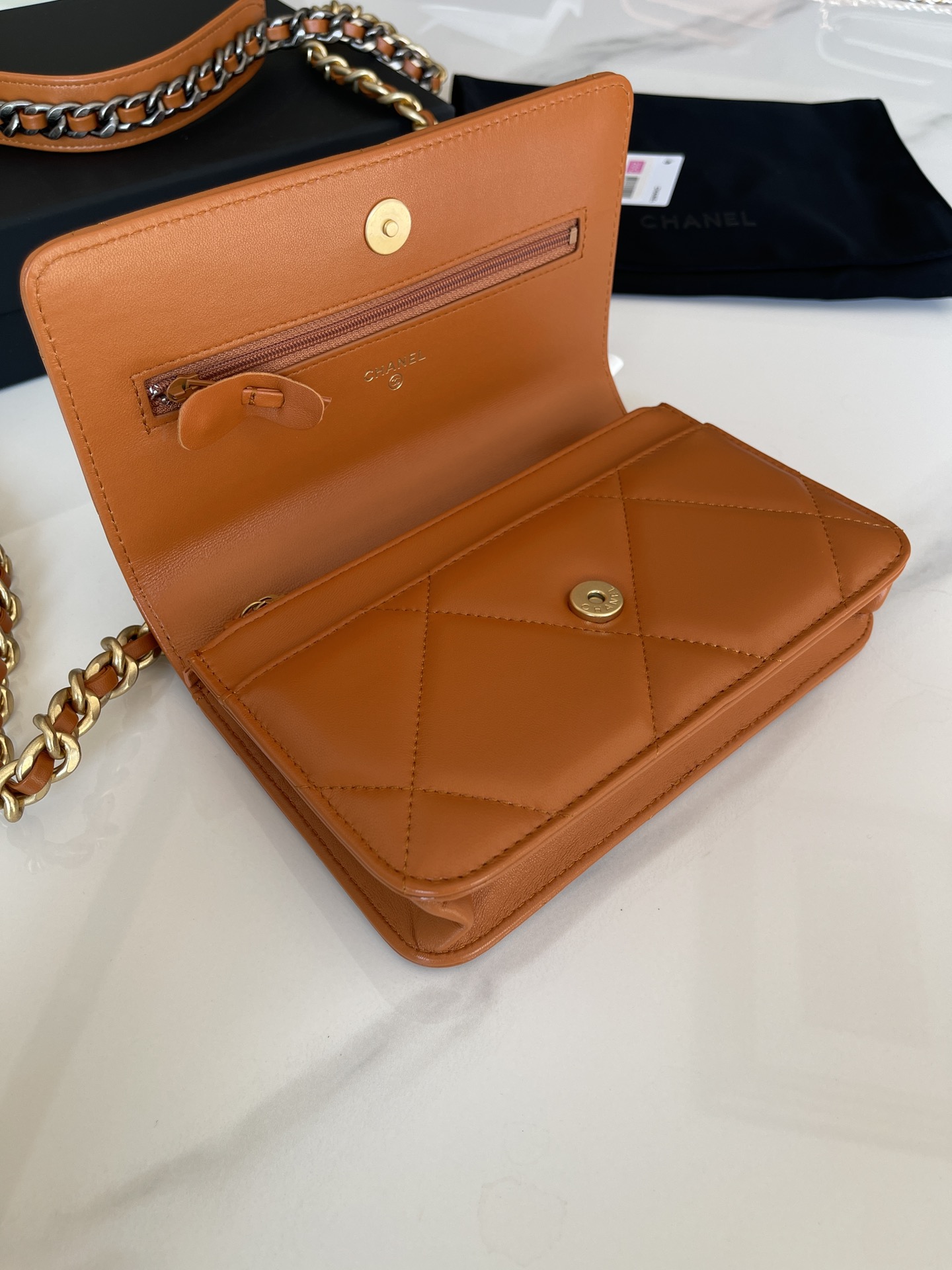 [TOP] CHANEL Lambskin 19 WOC Bags/19 Bags 19cm - Orange&GHW