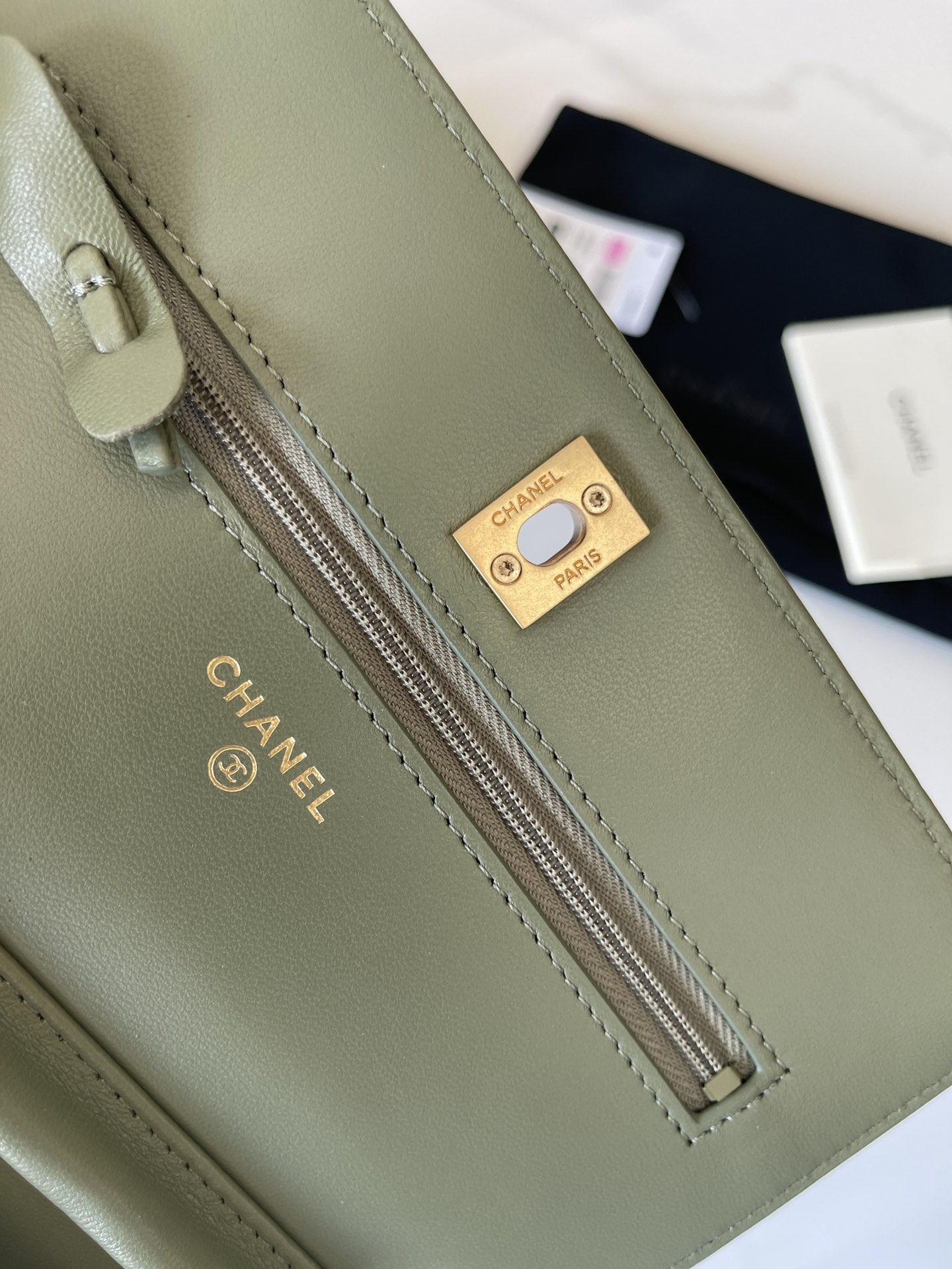 [TOP] CHANEL Lambskin 19 WOC Bags/19 Bags 19cm - Military Green&GHW