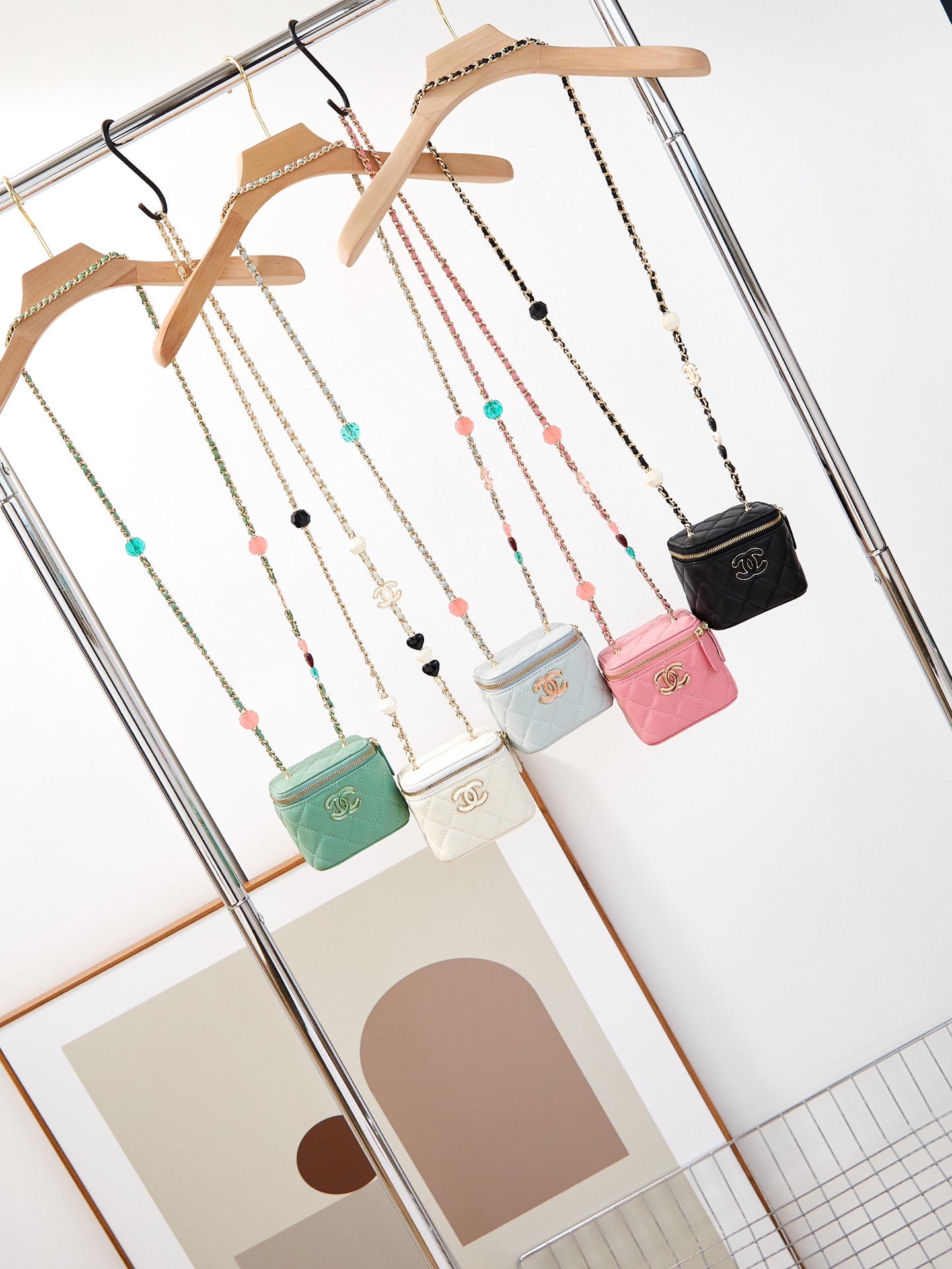 [TOP] CHANEL 23p Enamel Buckle Vanity Case 8.5*11*7cm - 5 Colour