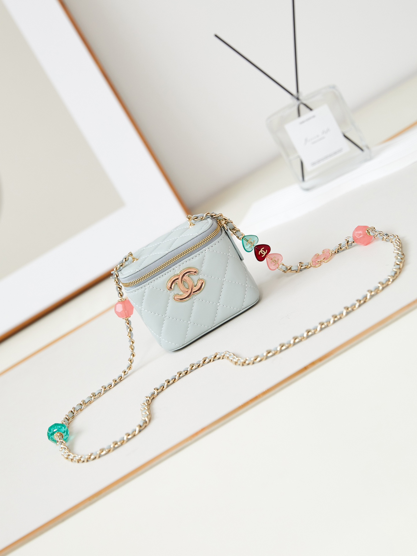 [TOP] CHANEL 23p Enamel Buckle Vanity Case 8.5*11*7cm - 5 Colour