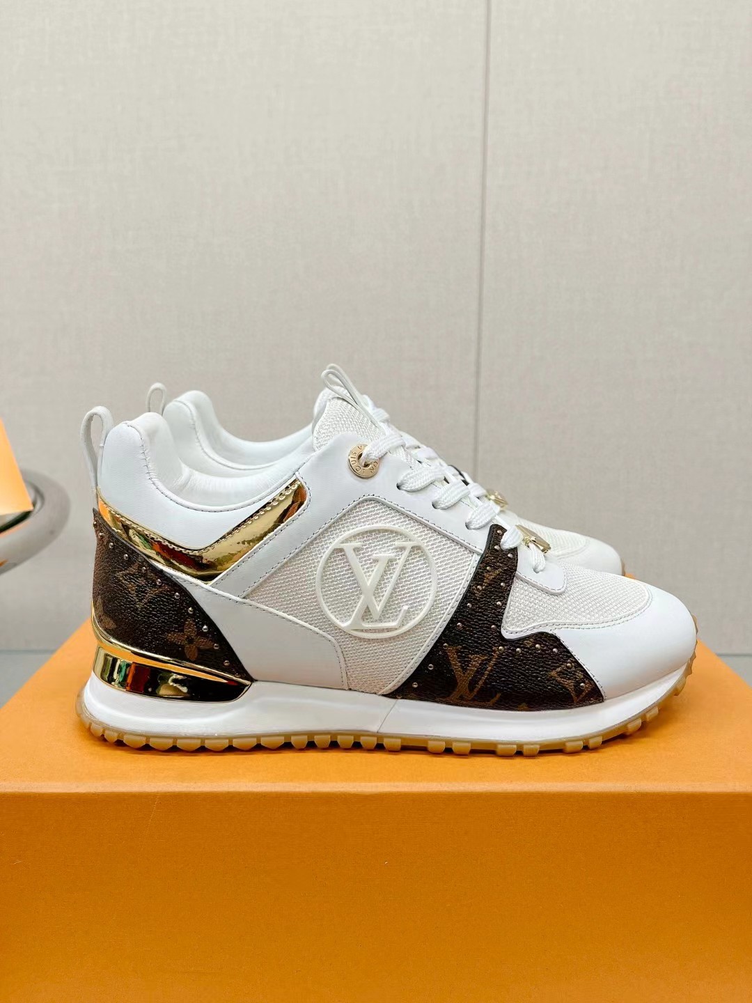 [TOP] Louis Vuitton LV L*V Runaway Sneakers - 24 Colors