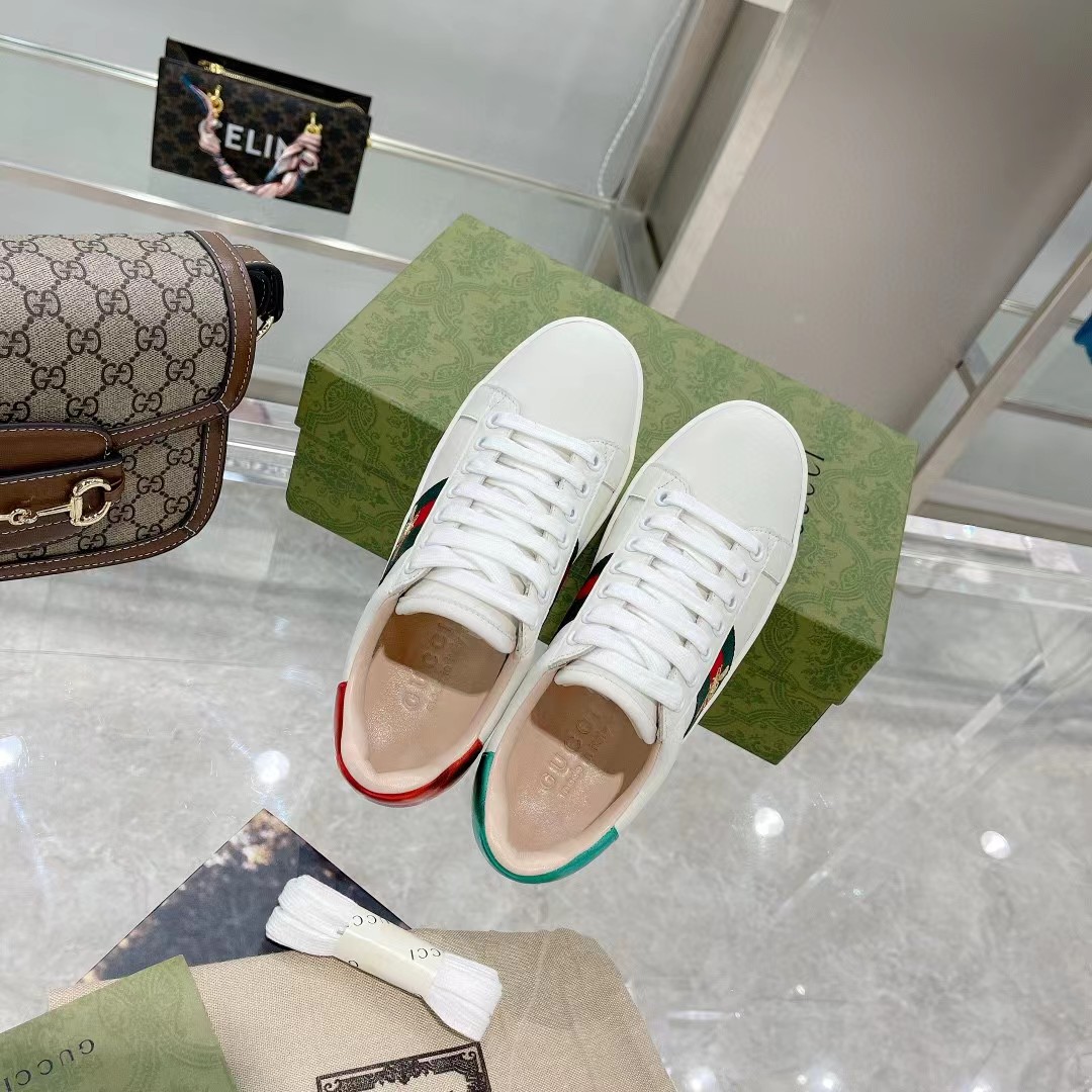 [TOP] GUCCI Sneakers with Bee Pattern - White