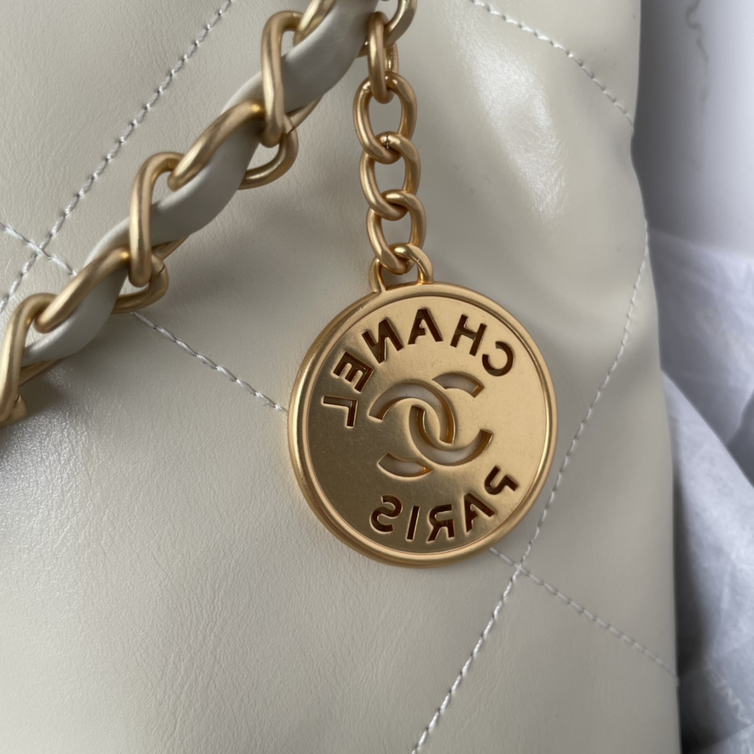 [TOP] CHANEL Lambskin 22 Bags 19x20x6cm/35x37x7cm/39x42x8cm - Beige Paired With Black - GWH