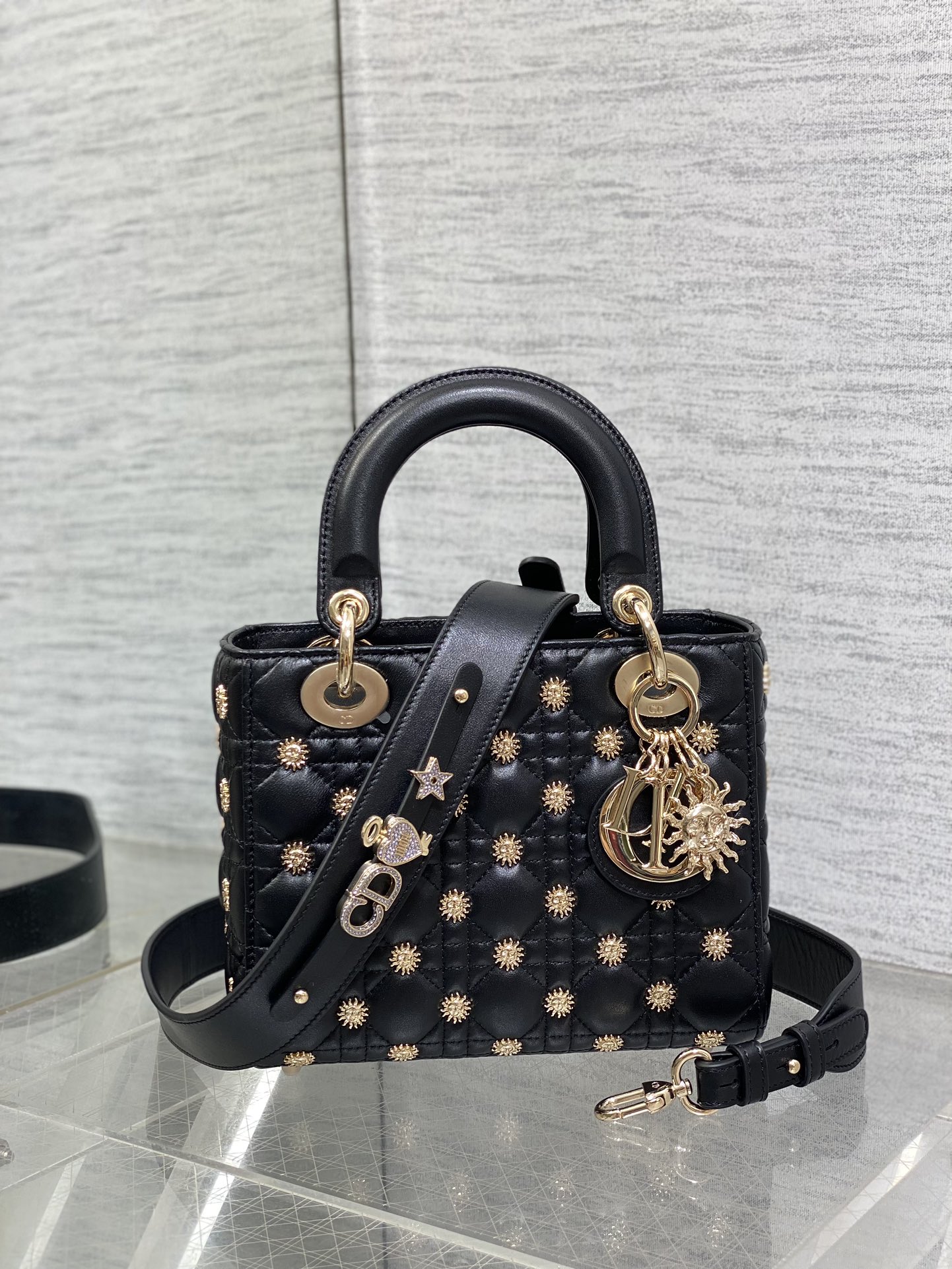 [TOP] Christian Dior Sun studded Lady Dior Bags 20cm - Black&GHW