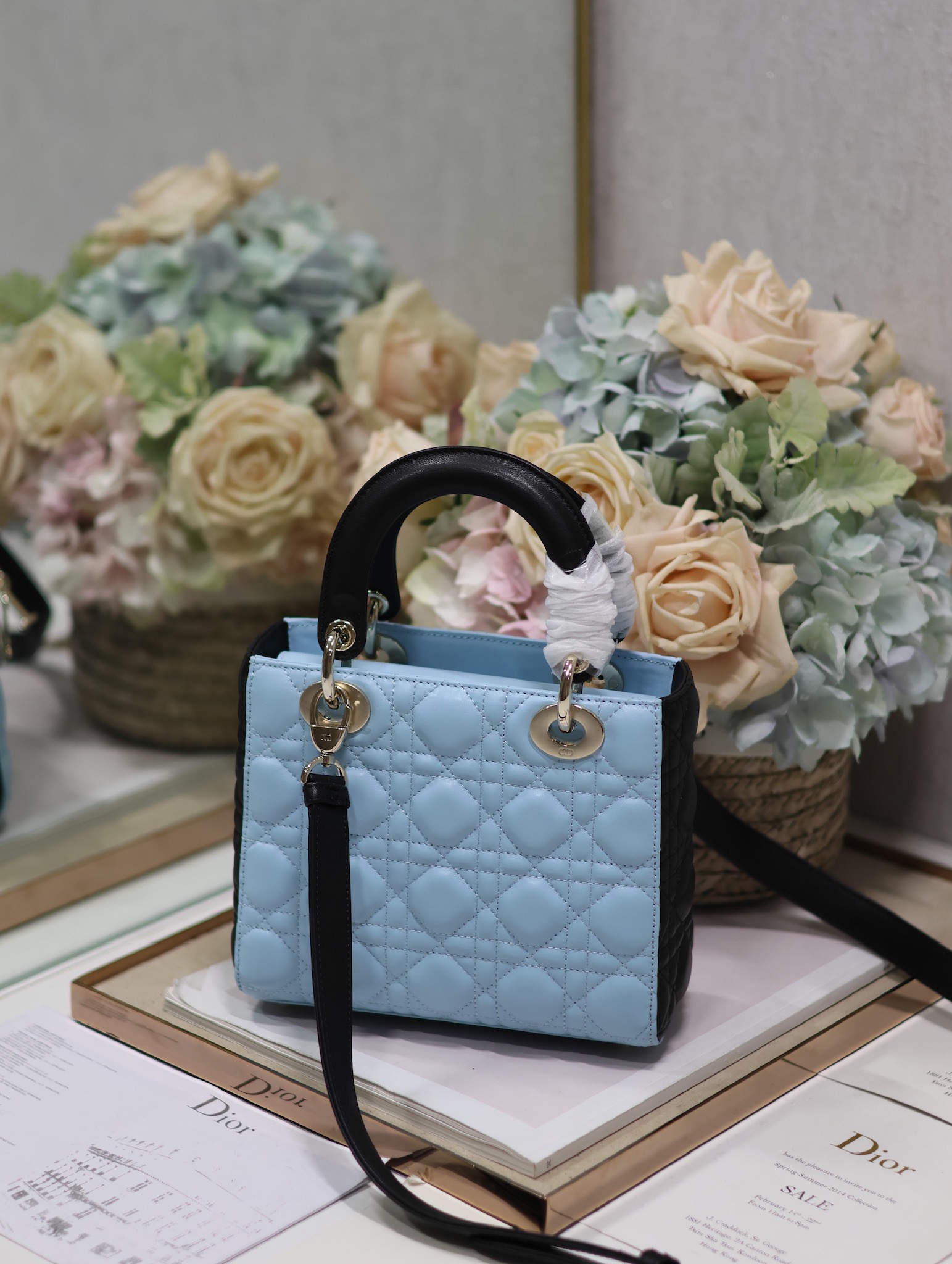 [TOP] Christian Dior Lambskin Lady Dior Bags - 3 Sizes&GHW - Blue Paired With Black